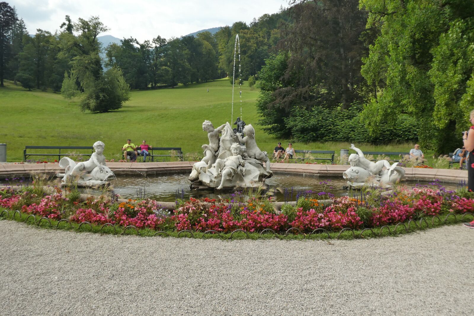 Panasonic Lumix DC-ZS70 (Lumix DC-TZ90) sample photo. Garden park, kaiservilla, park photography