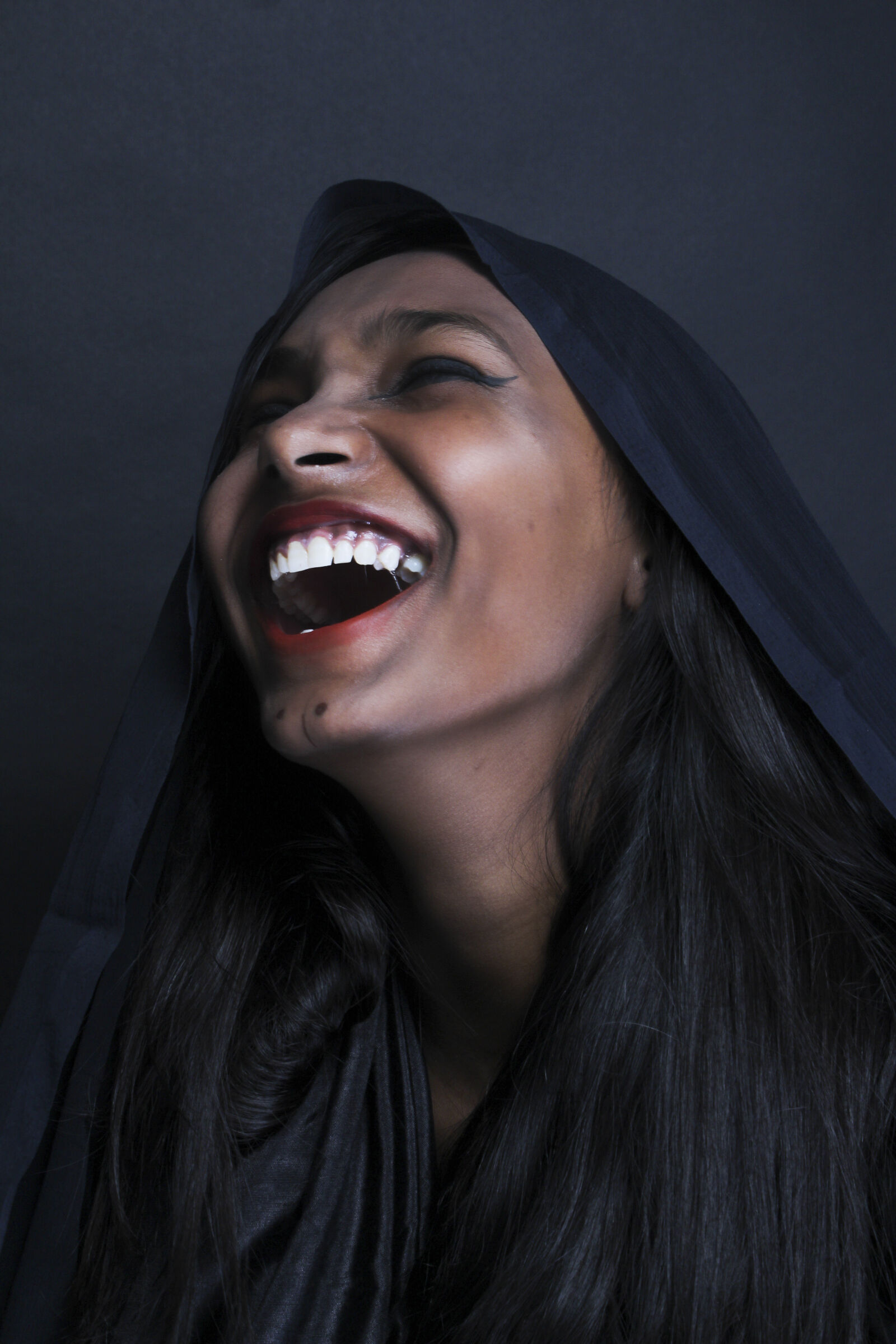 Canon EOS 700D (EOS Rebel T5i / EOS Kiss X7i) sample photo. Woman, laughing, photo photography