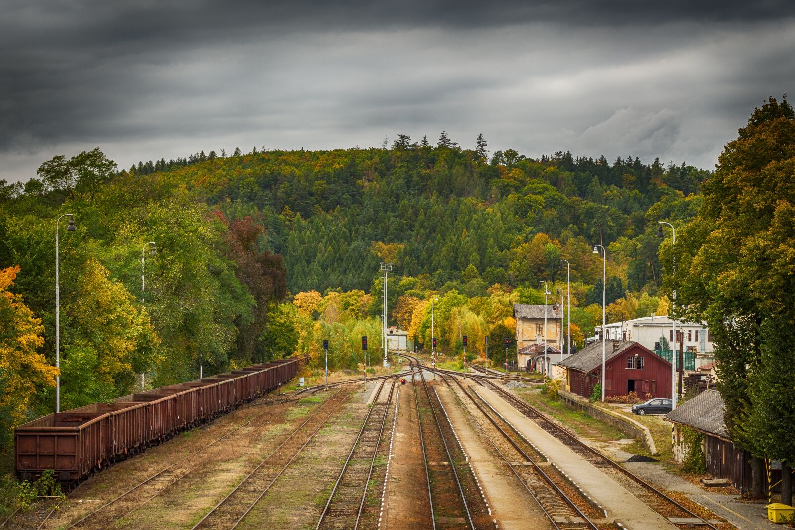 Canon EOS 700D (EOS Rebel T5i / EOS Kiss X7i) sample photo. Railway, track, station photography