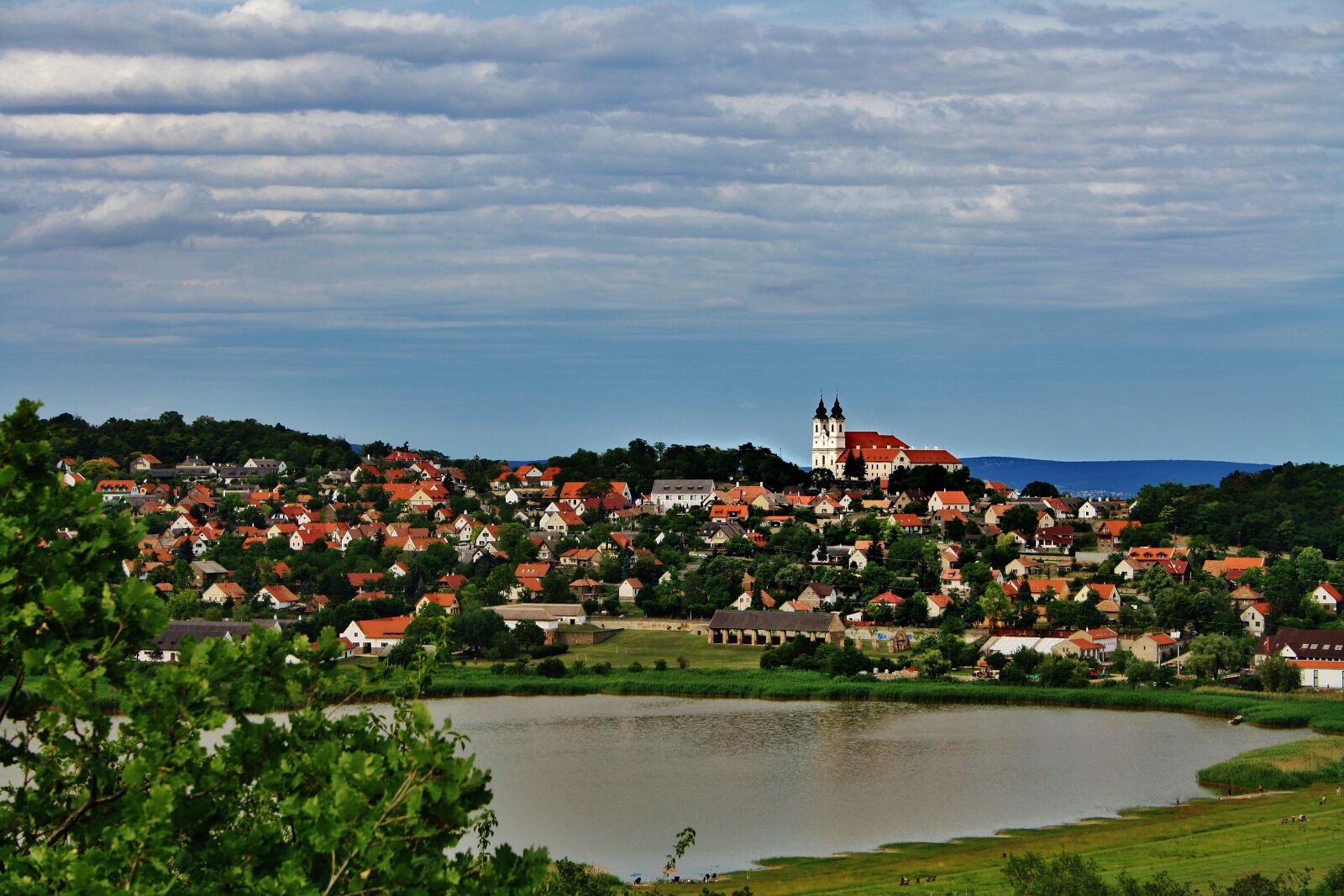 Canon EOS 1000D (EOS Digital Rebel XS / EOS Kiss F) sample photo. Lake balaton, tihany, lake photography