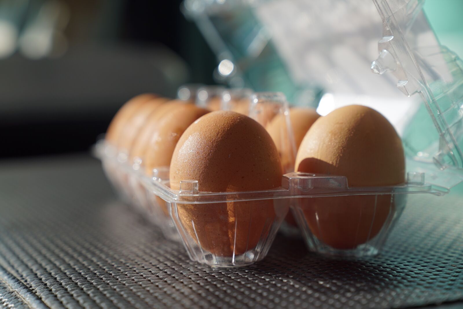 Sony a7S + Sony FE 24-70mm F2.8 GM sample photo. Eggs, eggs in a photography