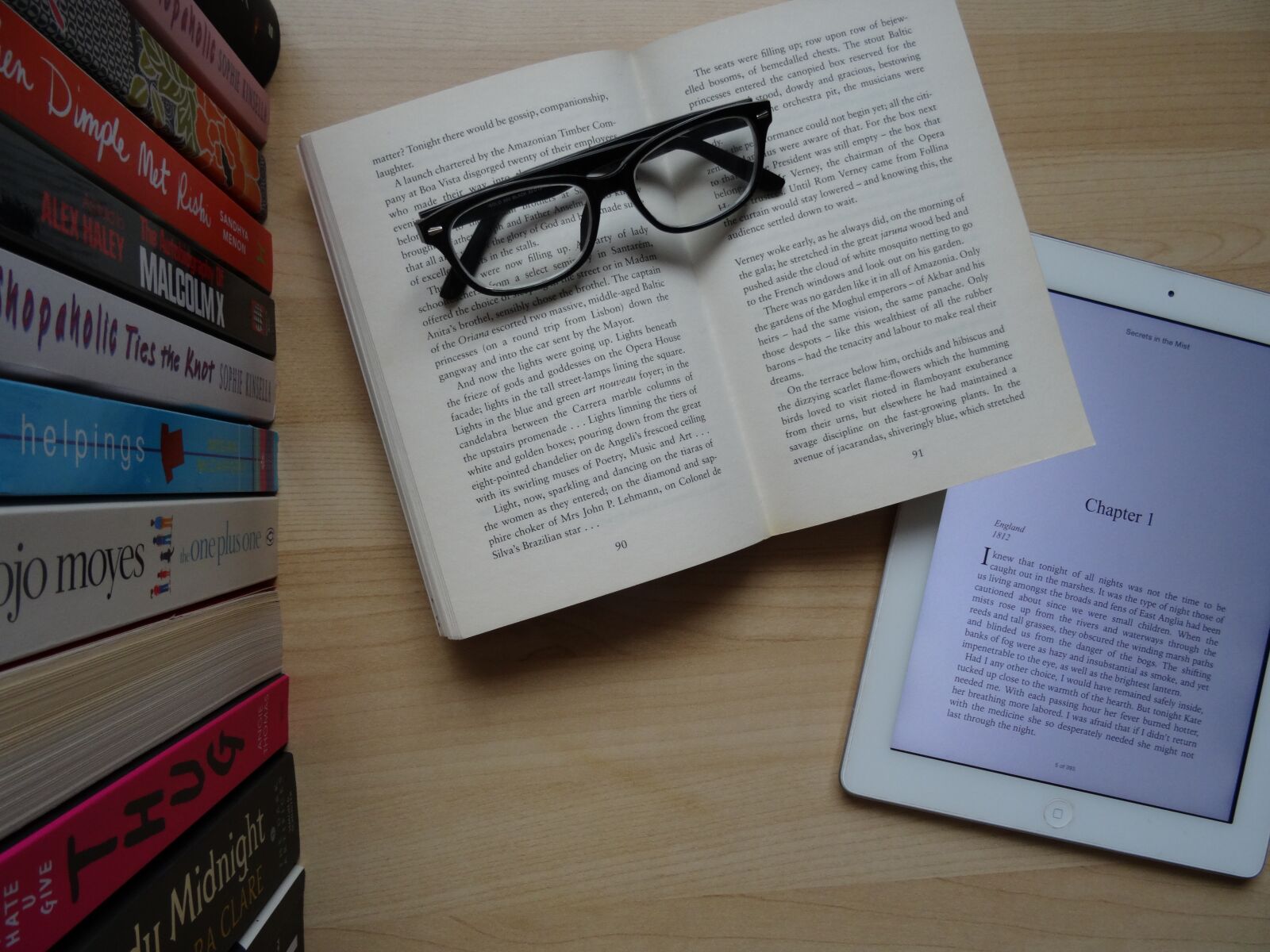 Sony DSC-HX50 sample photo. Desk, bookworm, reading photography