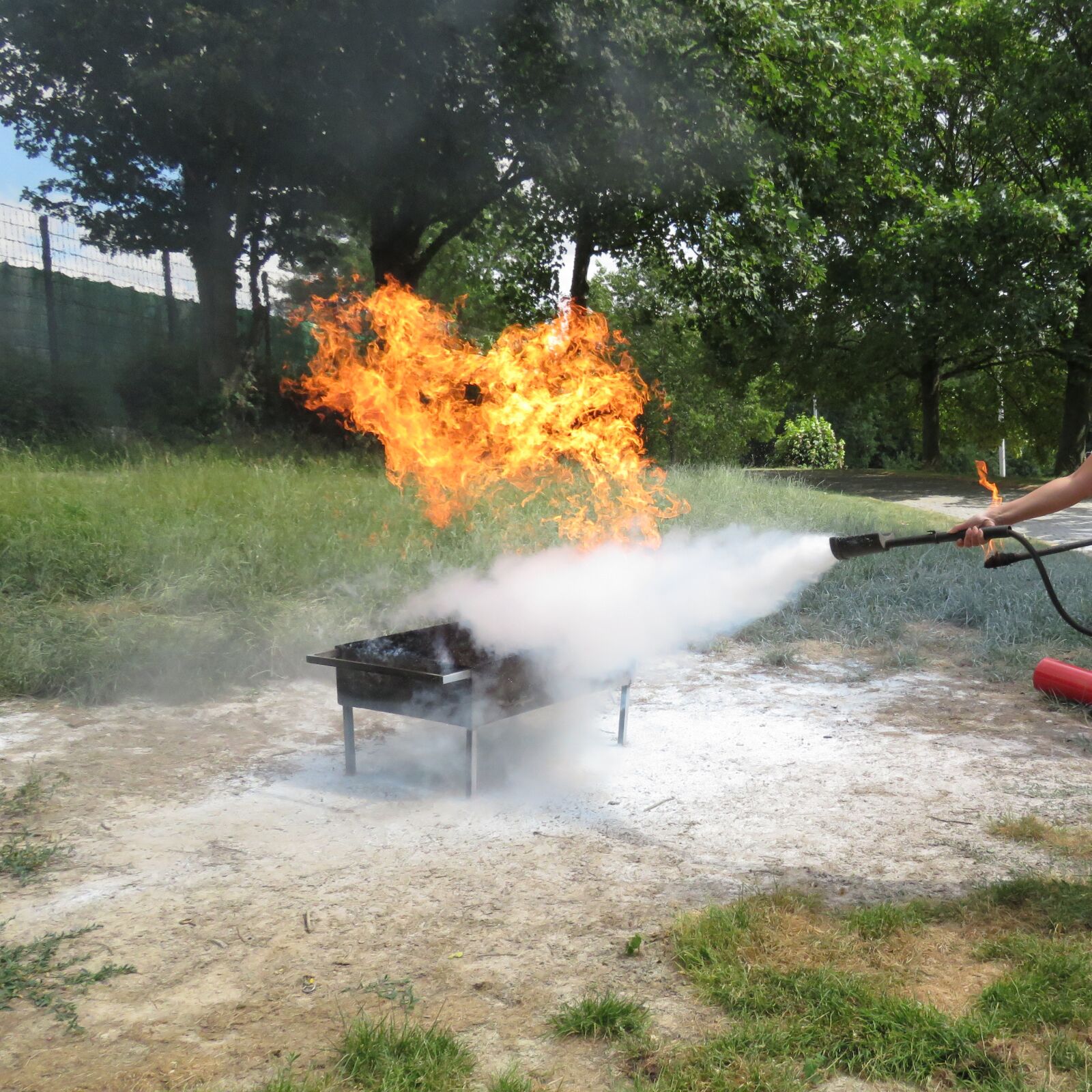 Canon PowerShot SX60 HS sample photo. Fire, delete exercise, fire photography