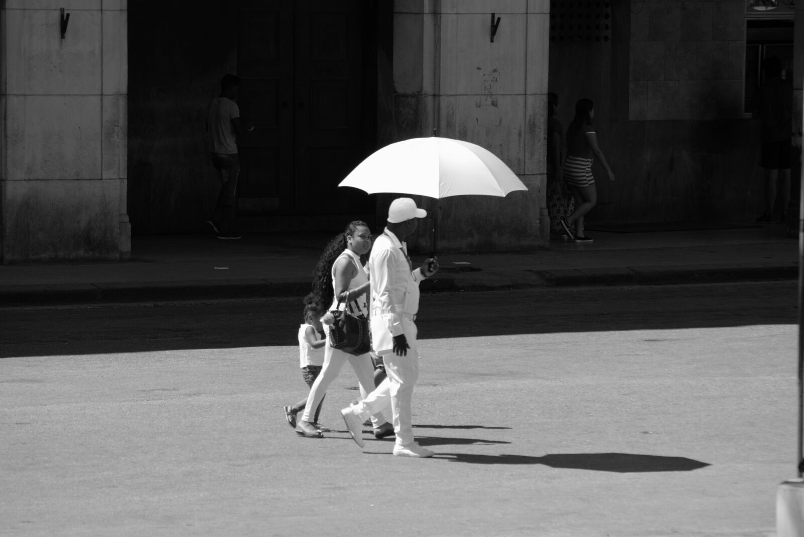Nikon D3300 sample photo. Cuba, cuban, sunshade photography