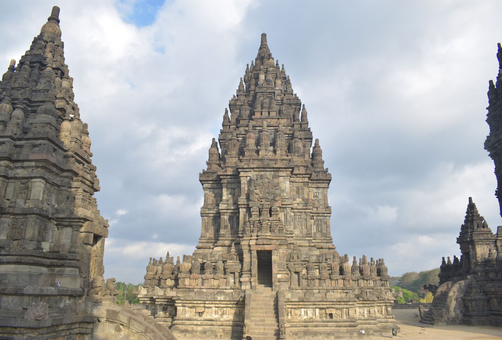 Nikon D3400 sample photo. Prambanan, temple, unesco photography