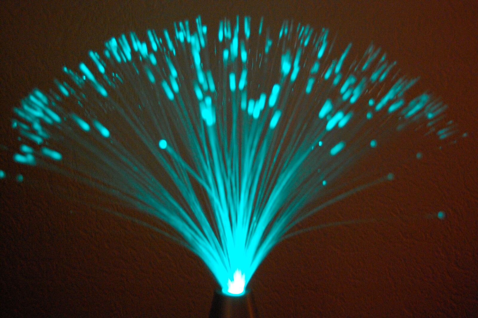 Nikon D40 sample photo. Light, turquoise, fountain photography