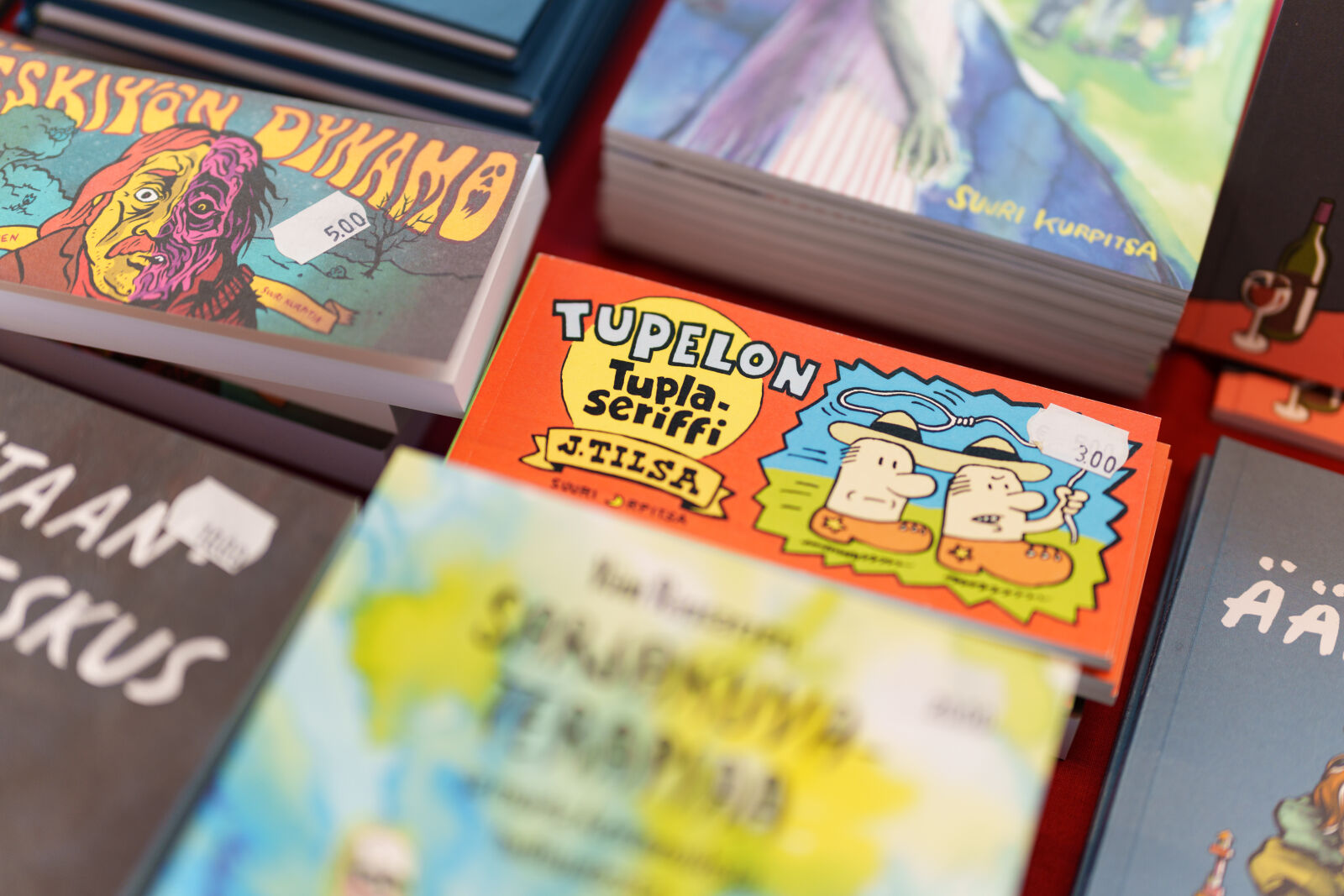 Sigma 50mm F1.2 DG DN | Art sample photo. Comic books photography