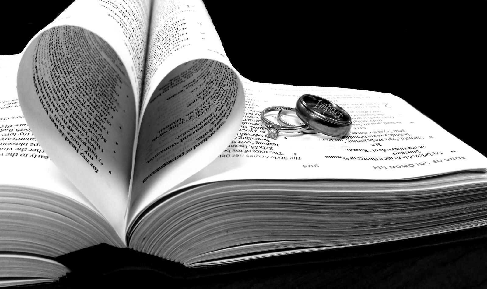 Samsung Galaxy S5 sample photo. Book, paper, page photography