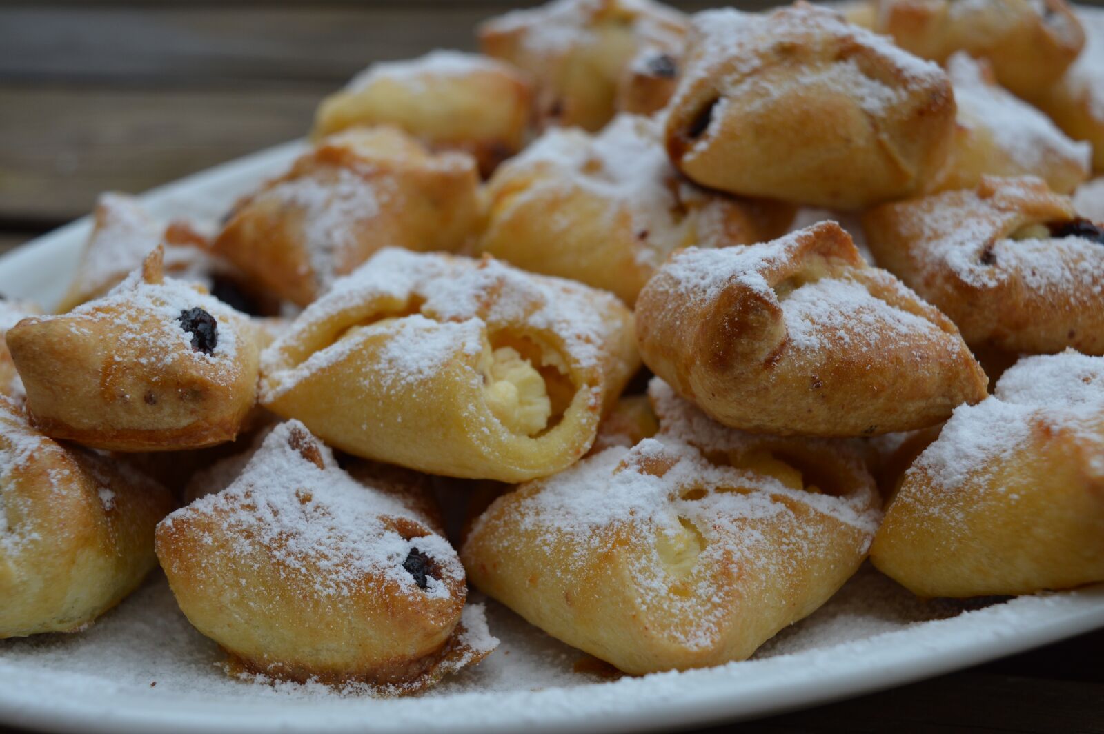 Nikon D3200 sample photo. Cupcakes, sweet, pastry photography