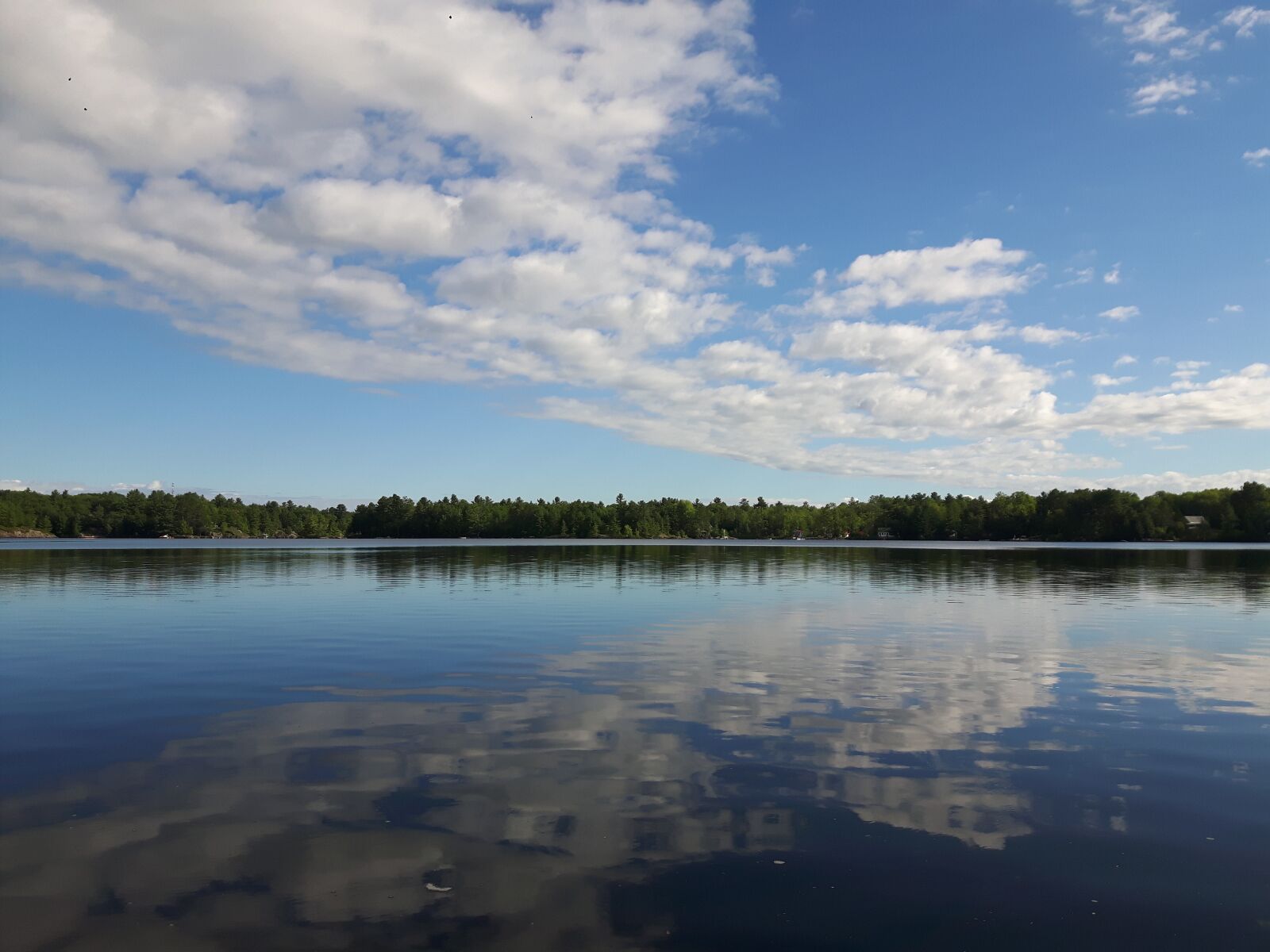 Samsung Galaxy S5 Neo sample photo. Water, clouds, lake photography