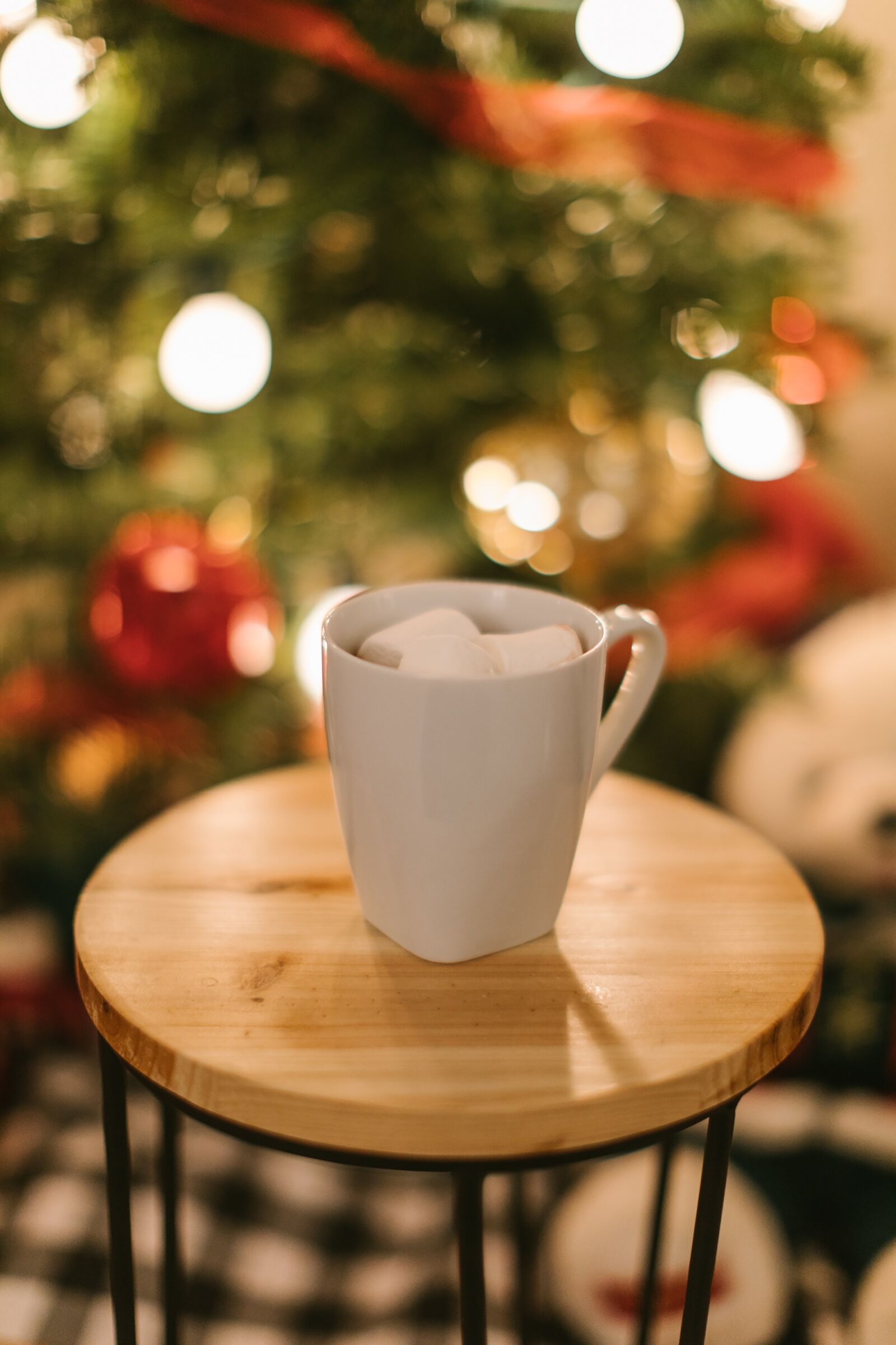 Canon EF 50mm F1.2L USM sample photo. Christmas, hot chocolate, christmas photography