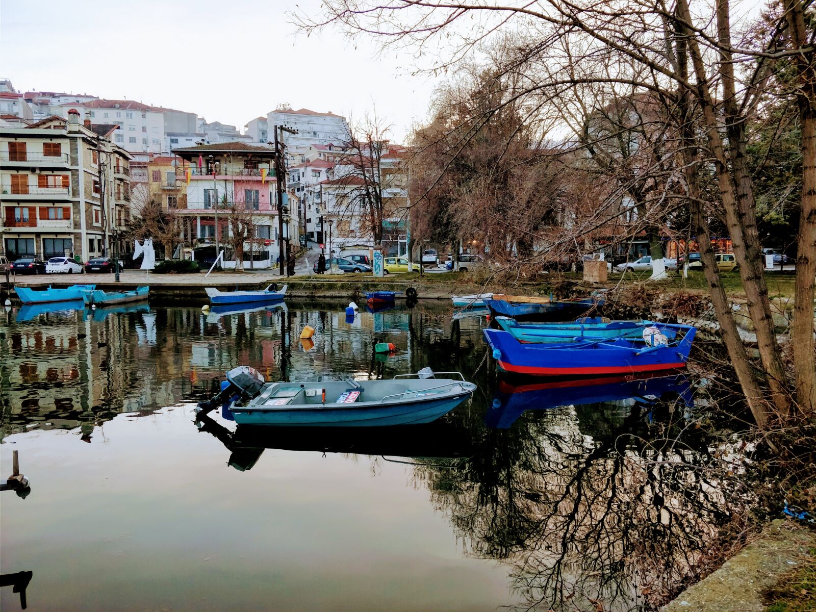 OnePlus 5 sample photo. Lake, boats, water photography