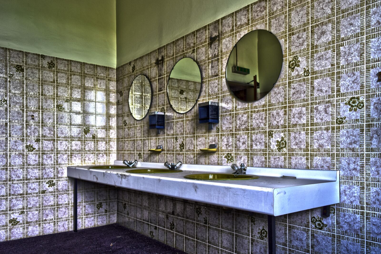 Nikon D3300 sample photo. Lost places, house, abandoned photography