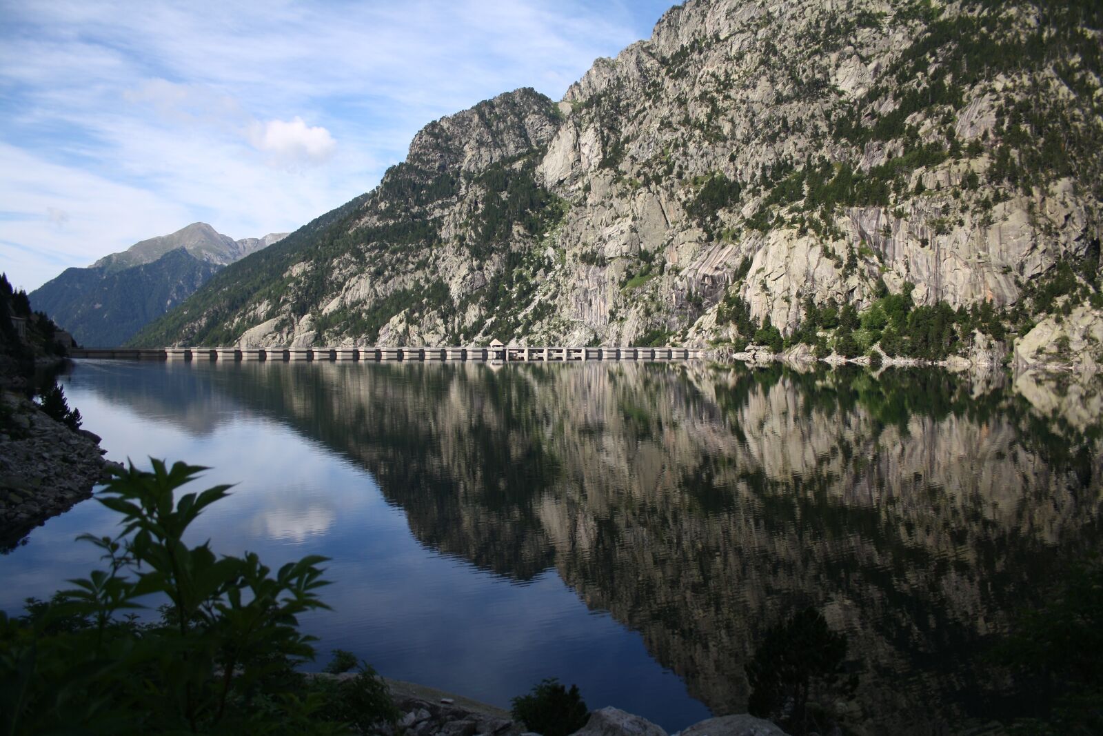 Canon EOS 1000D (EOS Digital Rebel XS / EOS Kiss F) sample photo. National park, aig estortes photography