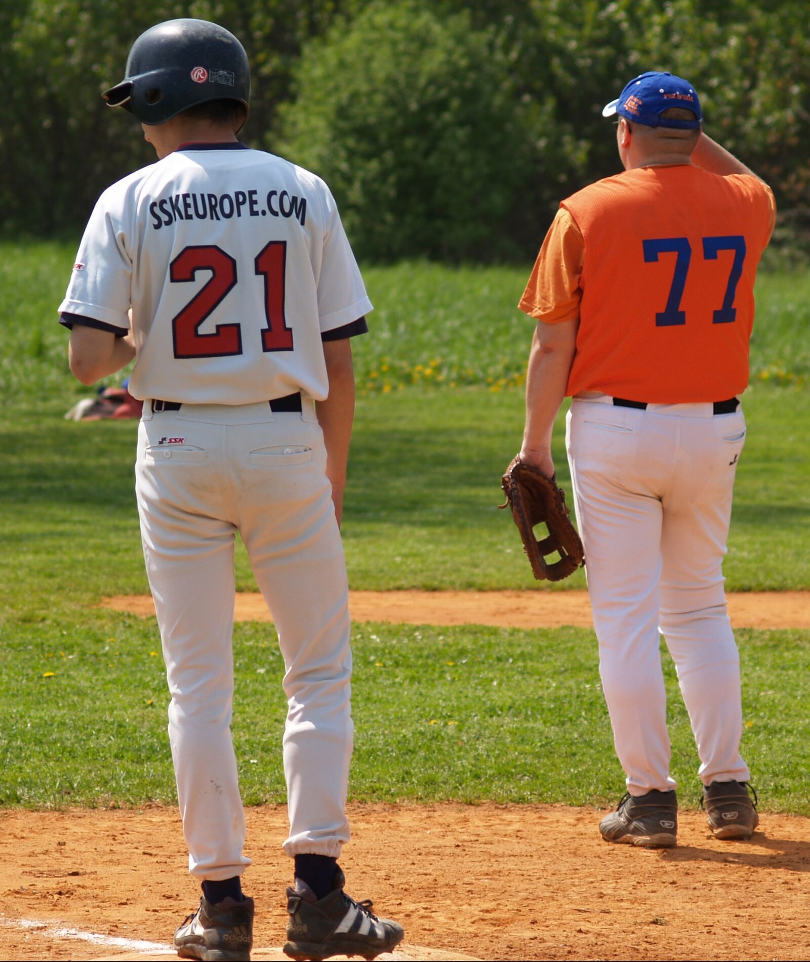 Olympus E-300 (EVOLT E-300) sample photo. Baseball, people, sport photography