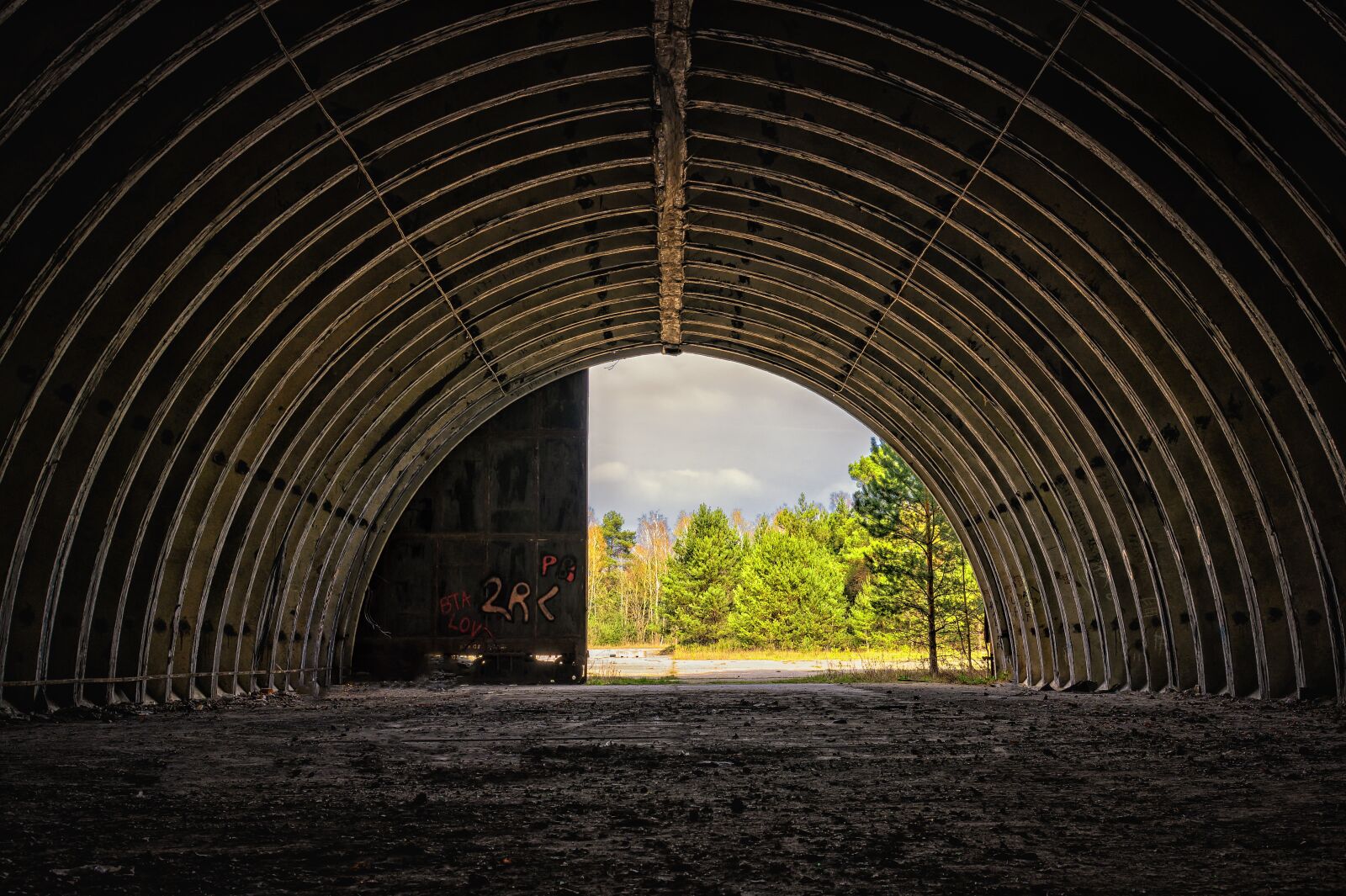 Nikon Z6 sample photo. Hangar, hall, round arch photography