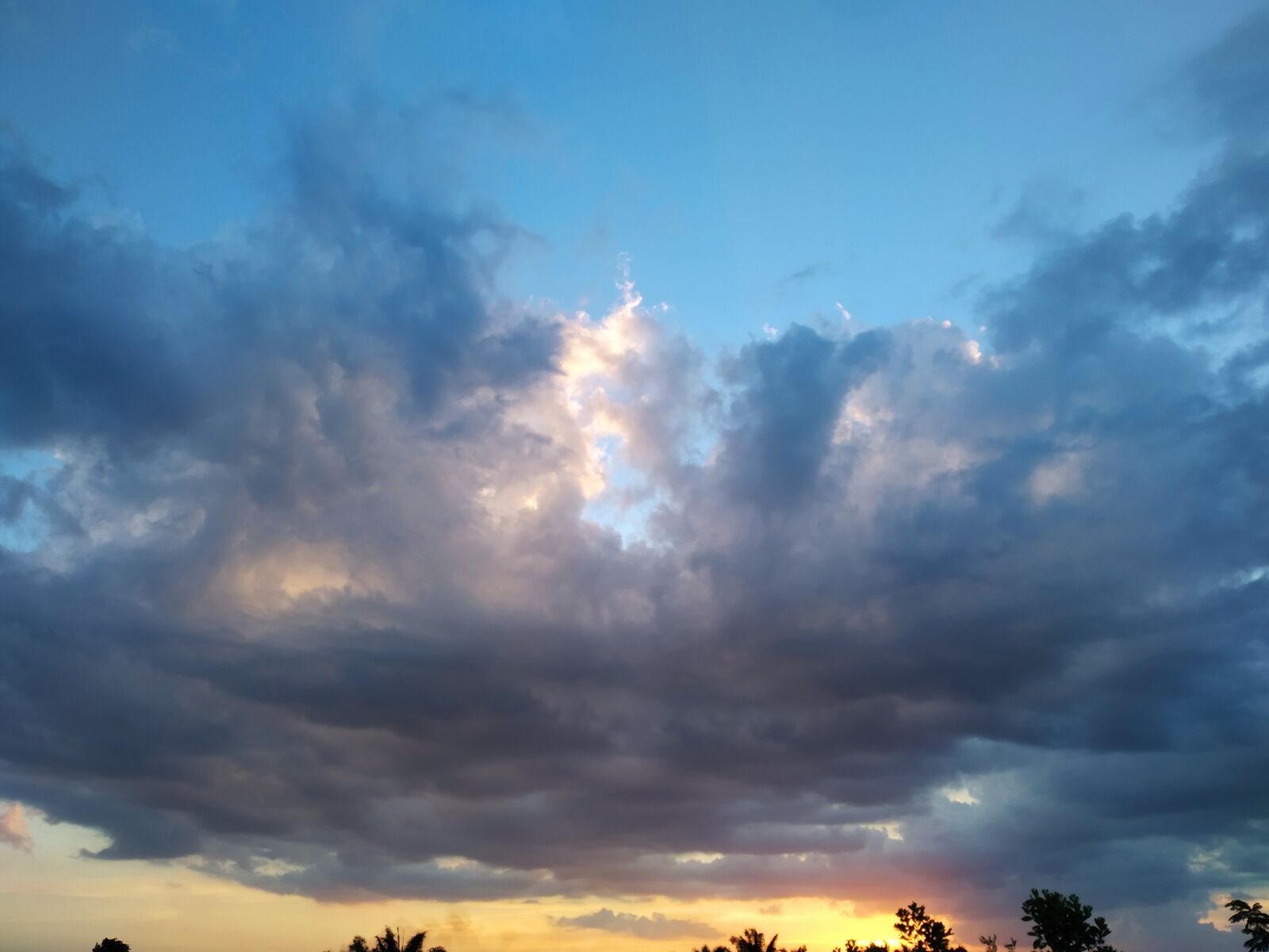Xiaomi Redmi 7 sample photo. Cloud, nature, twilight photography