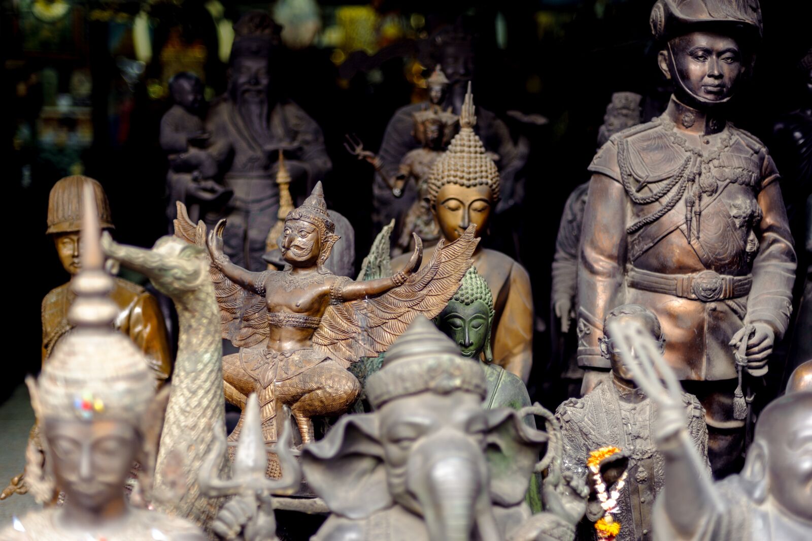 Nikon D700 sample photo. Thailand, statuette, figurine photography