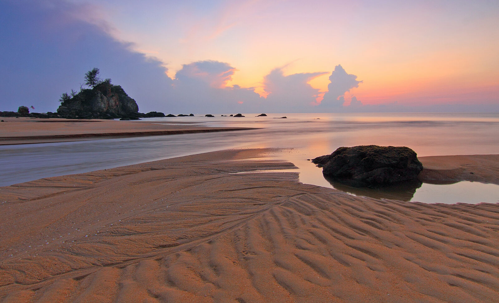 Canon EOS 50D sample photo. Beach, clouds, dawn, island photography