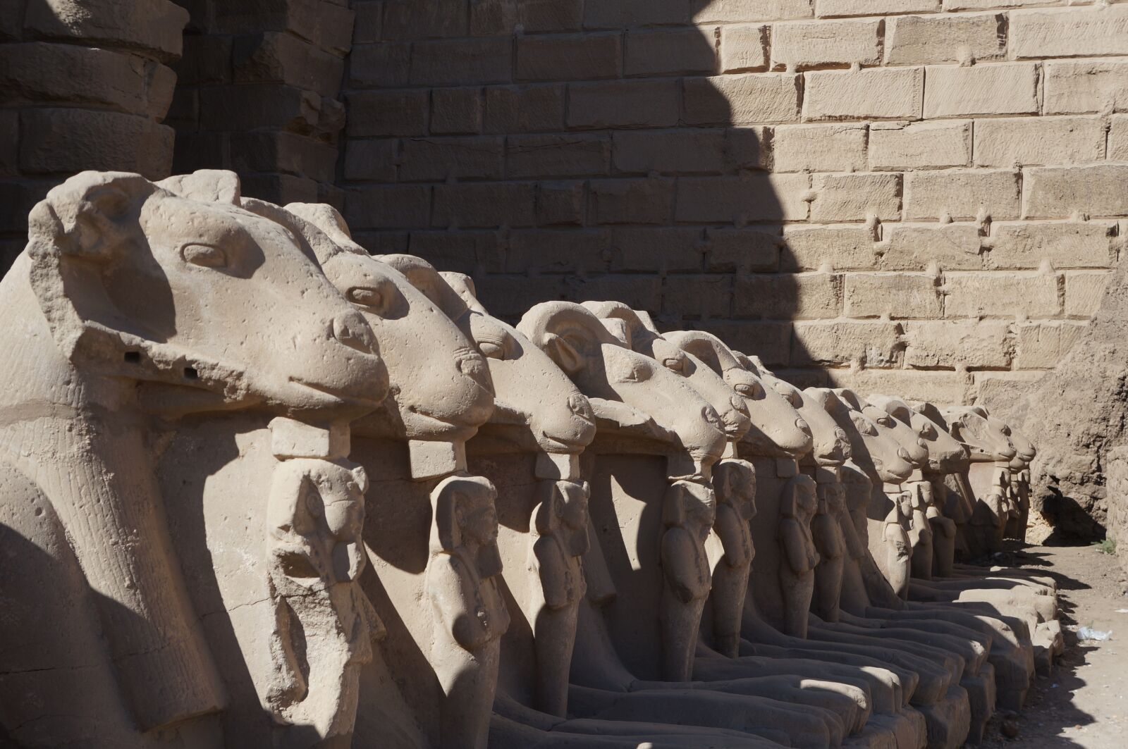 Sony Alpha NEX-5N + Sony E 18-55mm F3.5-5.6 OSS sample photo. Egypt, temple, karnak photography