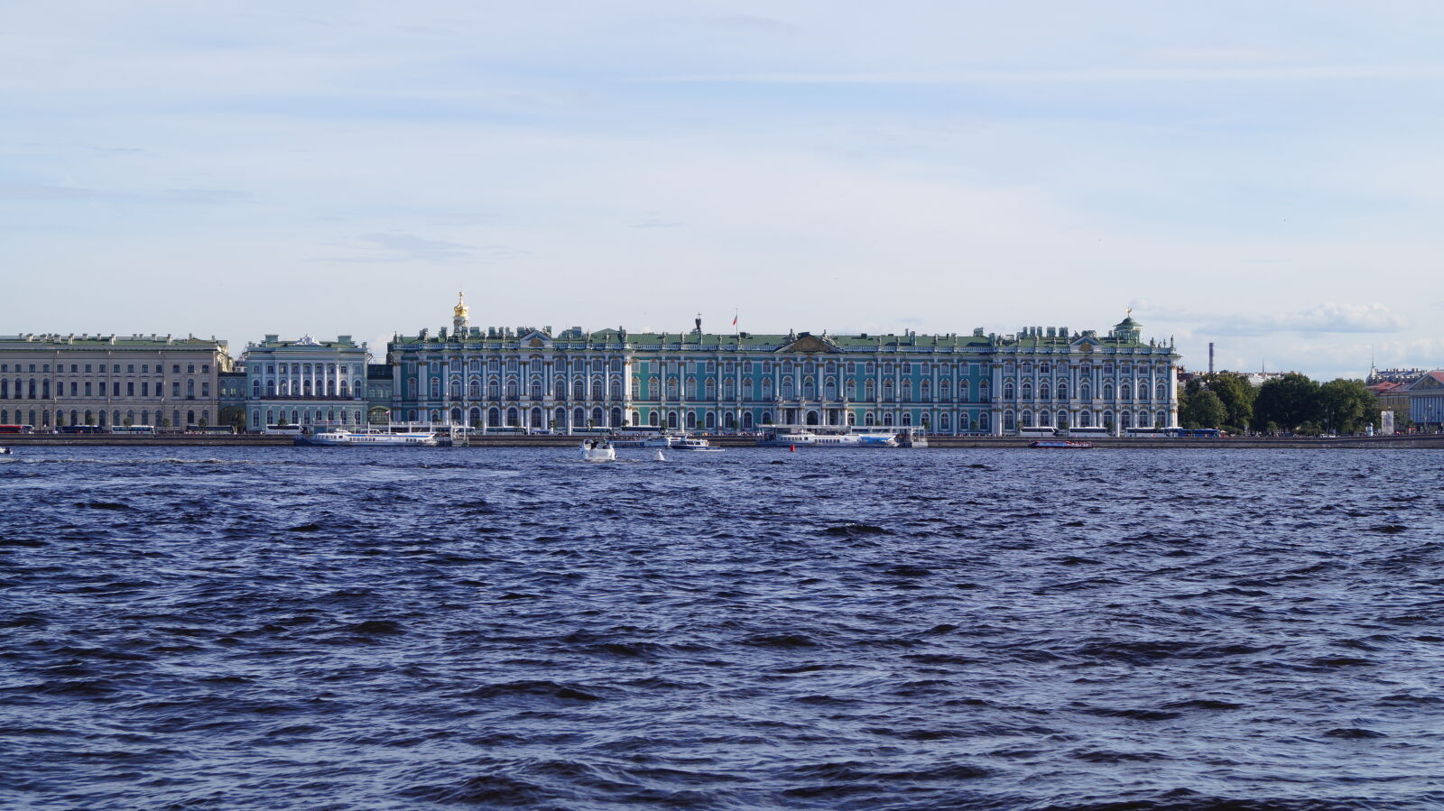 Sony DT 18-55mm F3.5-5.6 SAM II sample photo. Hermitage, neva, saint, petersburg photography