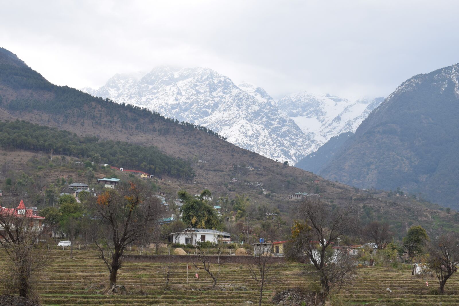 Nikon D5300 sample photo. Mountains, clouds, snow photography
