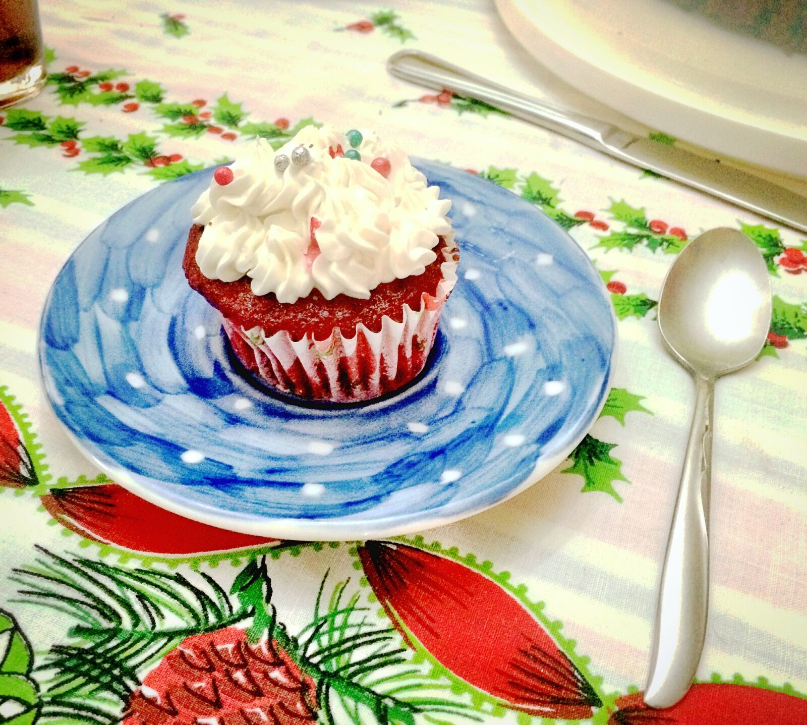 Apple iPhone 5s sample photo. Dessert, red velvet, cake photography