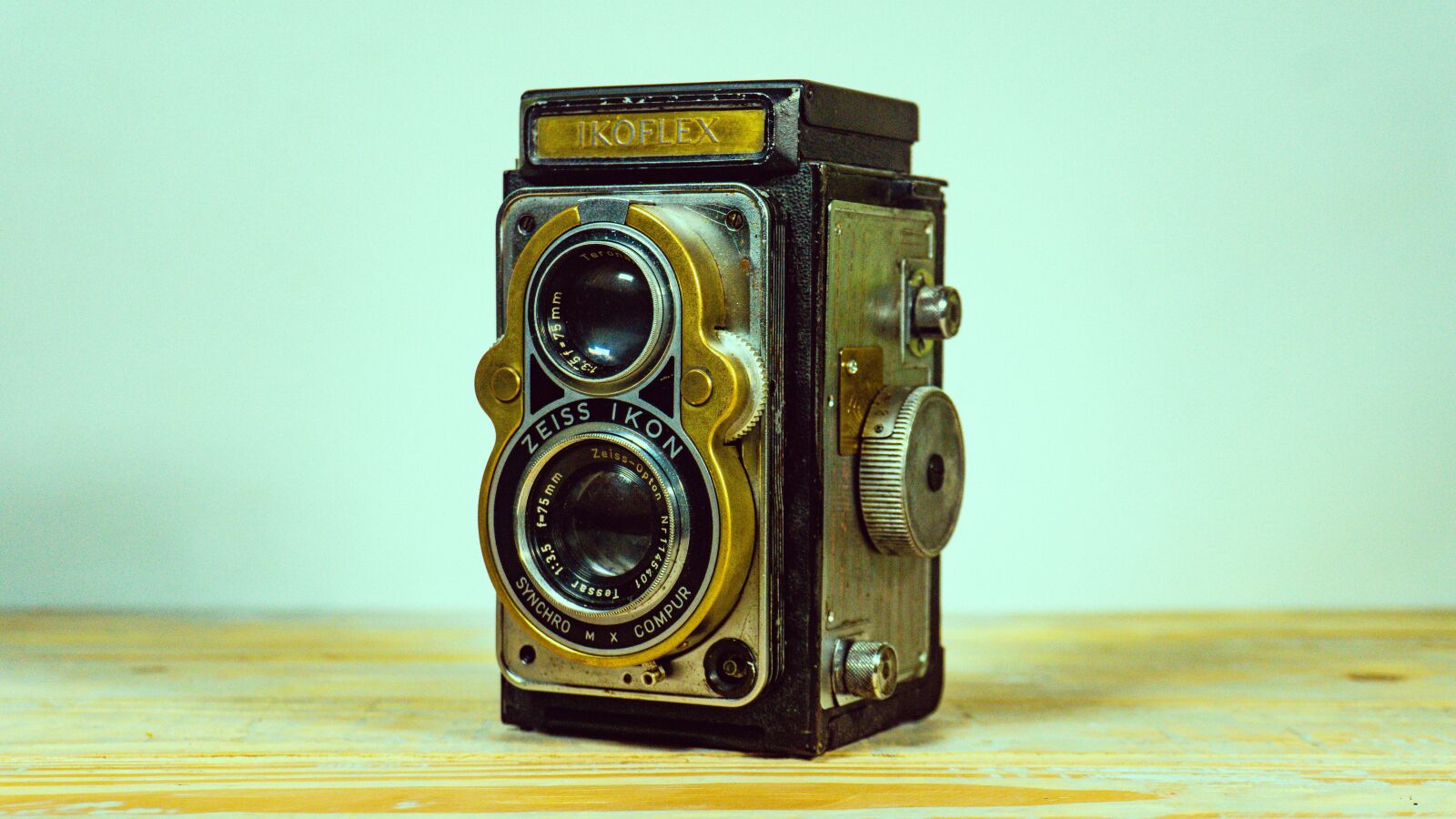 Sony a6000 sample photo. Vintage, zeis, camera photography