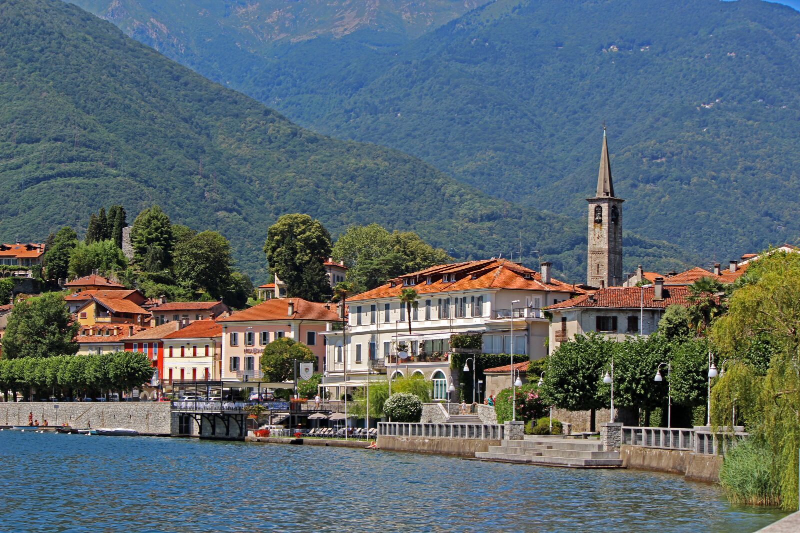 Canon EOS 600D (Rebel EOS T3i / EOS Kiss X5) sample photo. Mergozzo, italy, lake mergozzo photography
