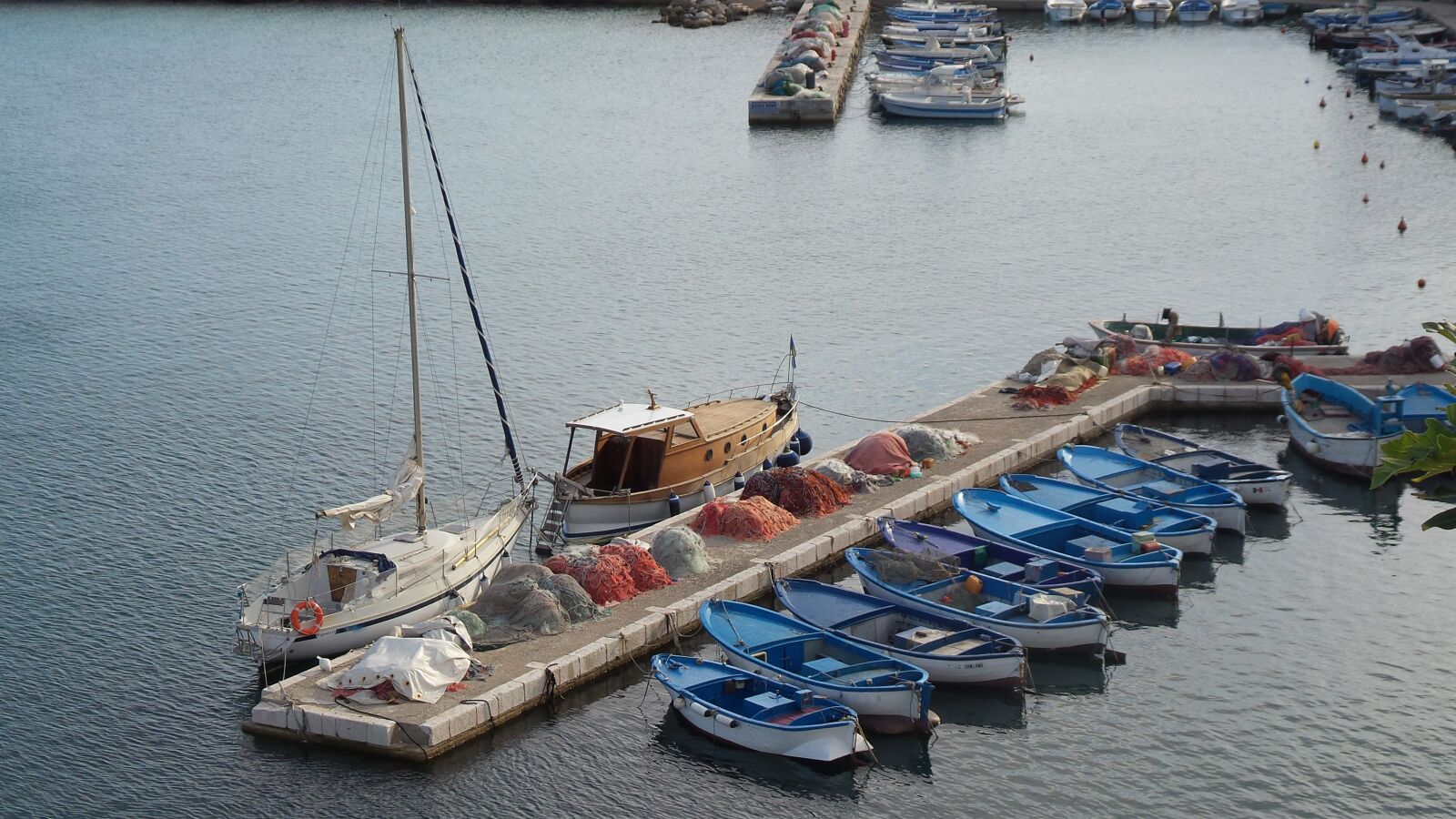Samsung Galaxy S4 Zoom sample photo. Port, boats, puglia photography