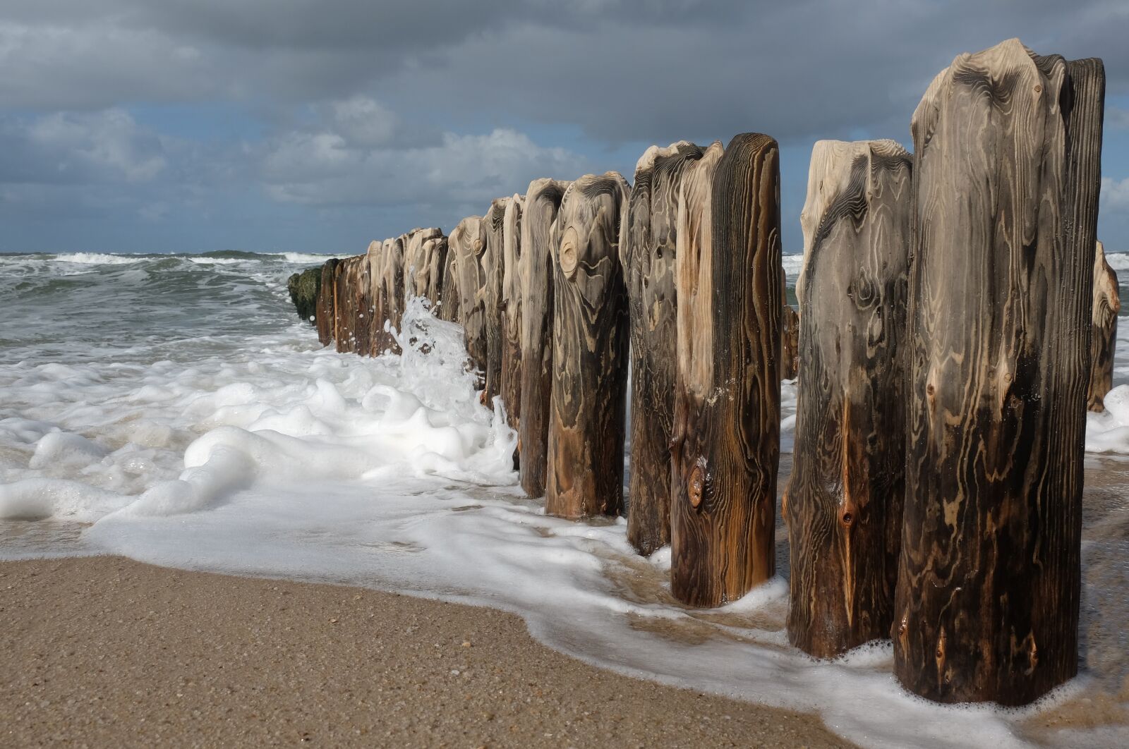 Fujifilm X-T10 sample photo. Beach, sea, water photography