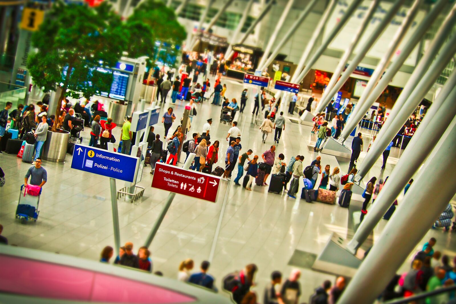 Olympus OM-D E-M10 sample photo. Airport, tourism, flying photography