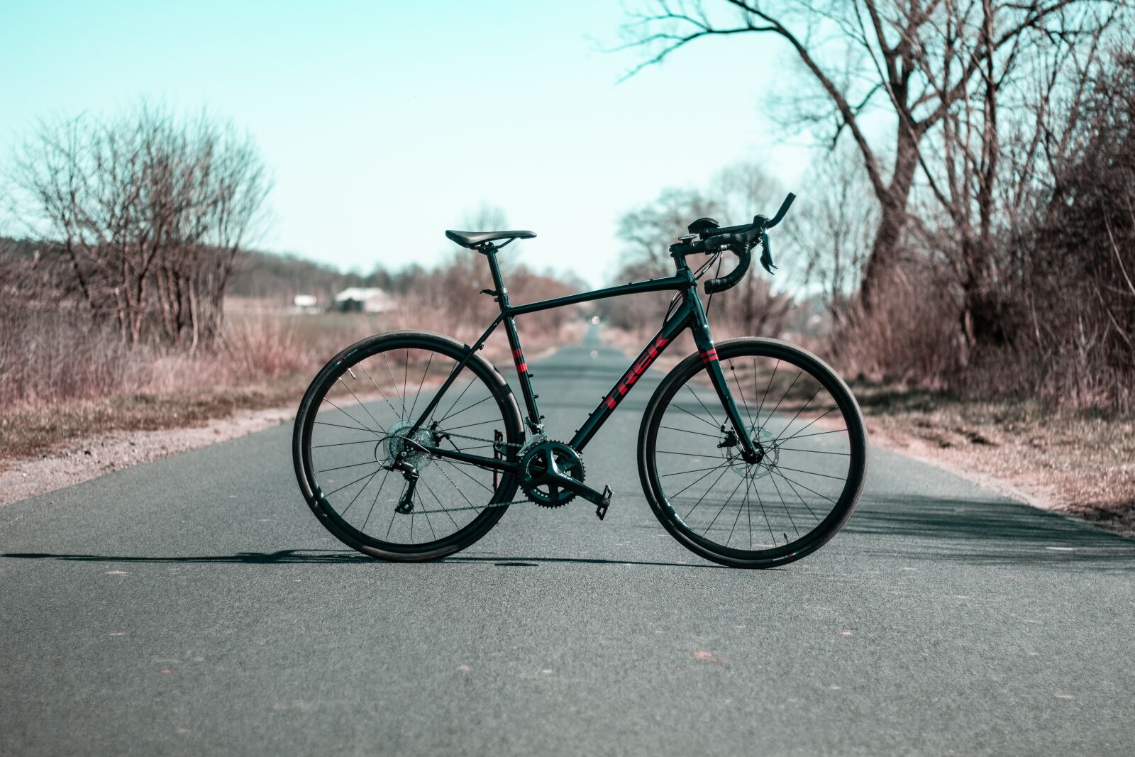 Canon EOS 700D (EOS Rebel T5i / EOS Kiss X7i) sample photo. Bike, way, asphalt photography