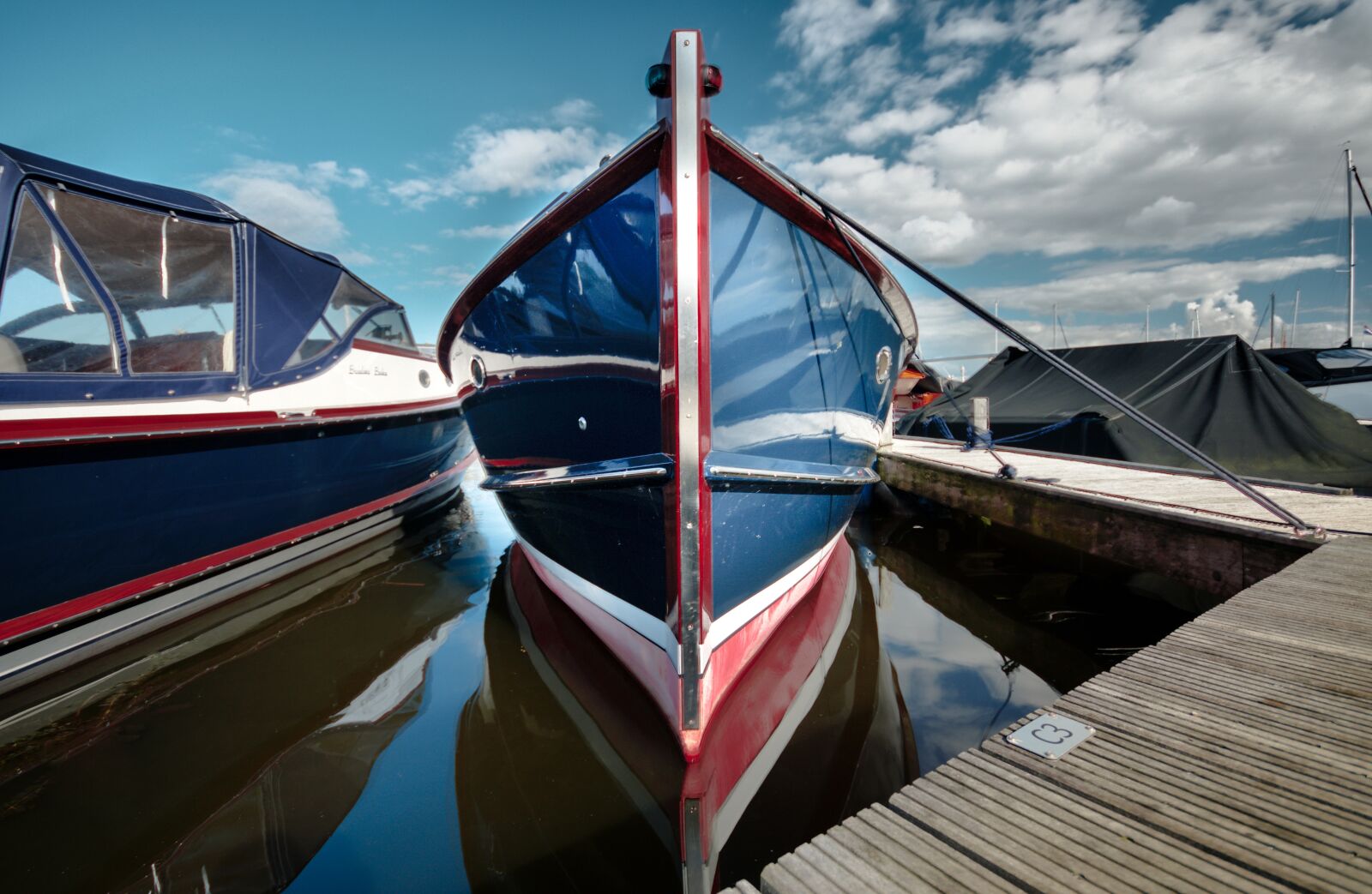 Nikon D7000 sample photo. Blue, boat, dock photography