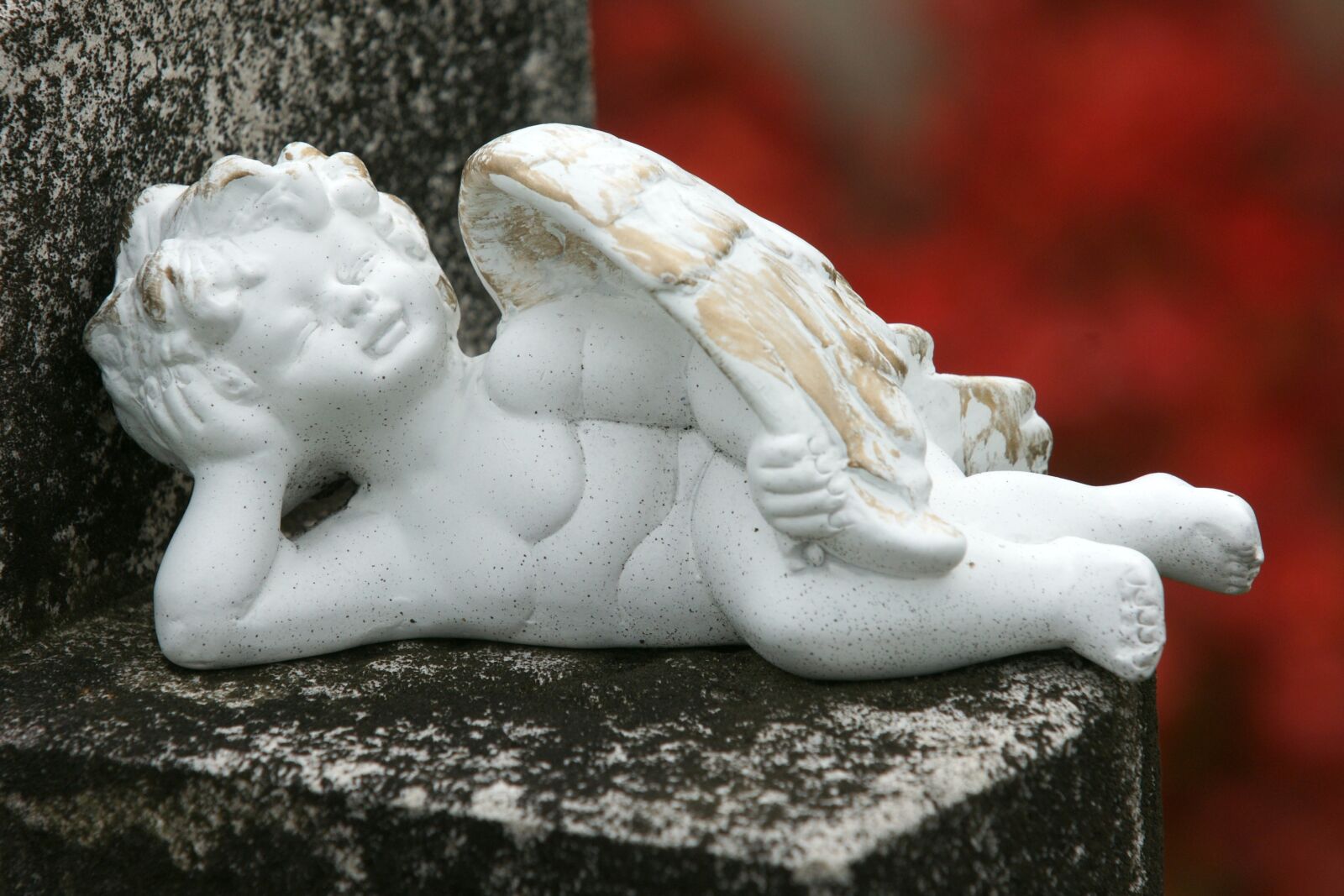 Sony Alpha DSLR-A700 sample photo. Angel, angel figure, reclining photography