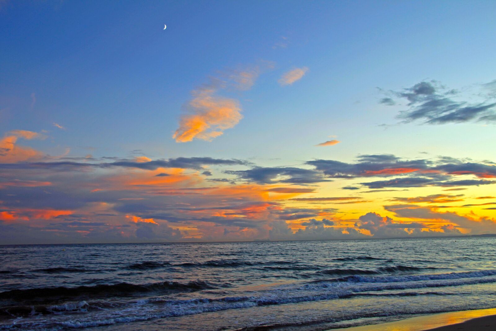 Canon EOS 500D (EOS Rebel T1i / EOS Kiss X3) sample photo. Summer, sea, beach photography