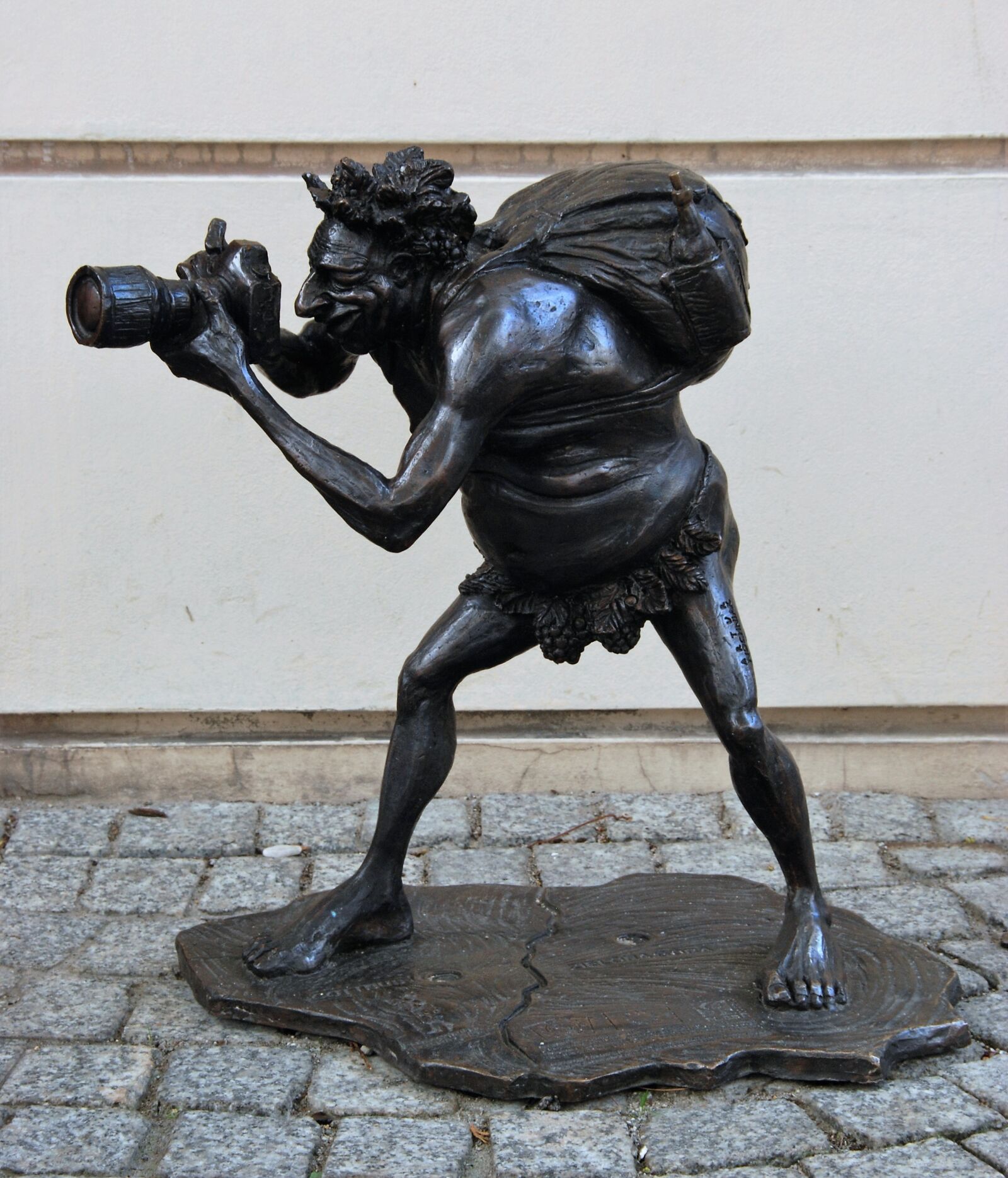 Nikon D80 sample photo. Bacchus, image, brass photography