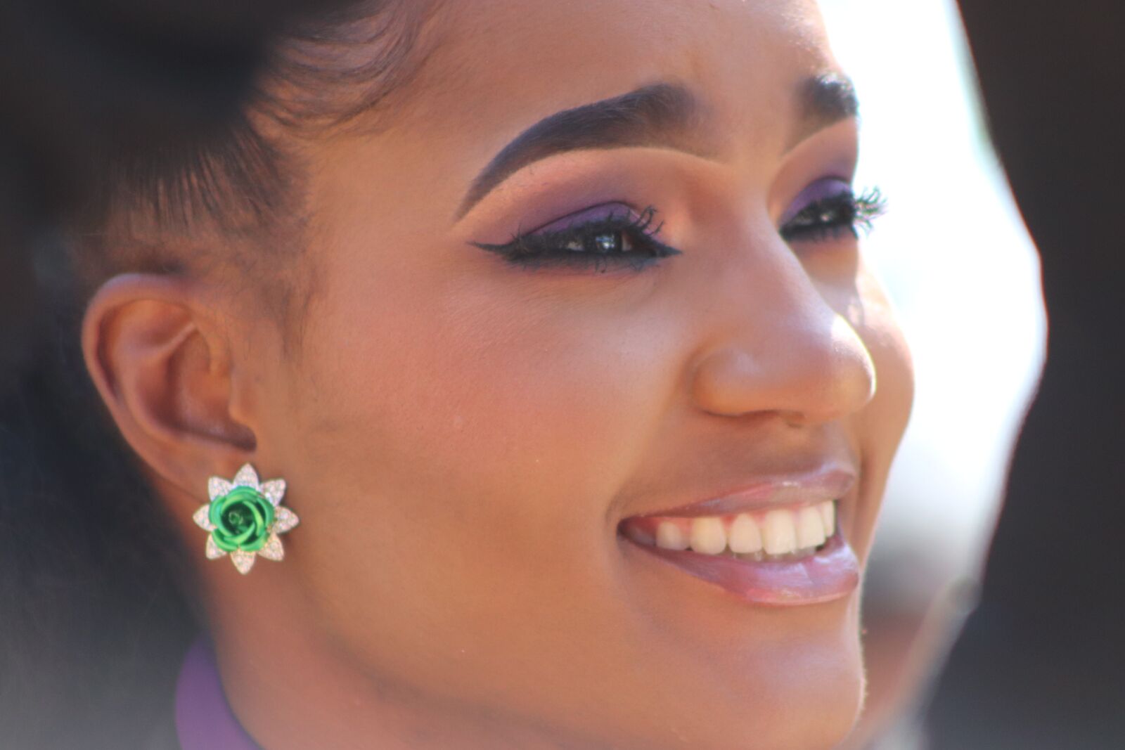 Canon EF75-300mm f/4-5.6 sample photo. Smile, face, portrait photography