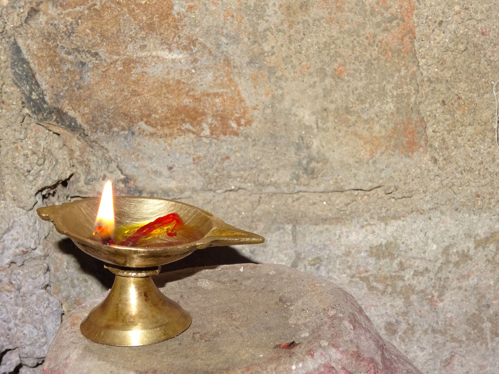 Sony DSC-HX60V sample photo. Diya, lights, festival photography