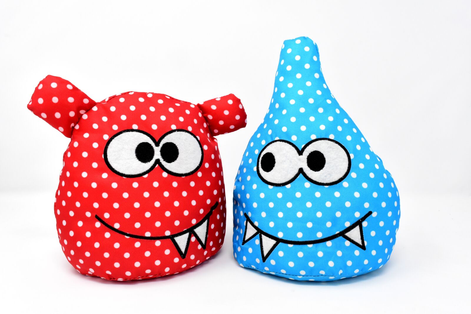 Nikon D7200 sample photo. Monster, fabric, funny photography