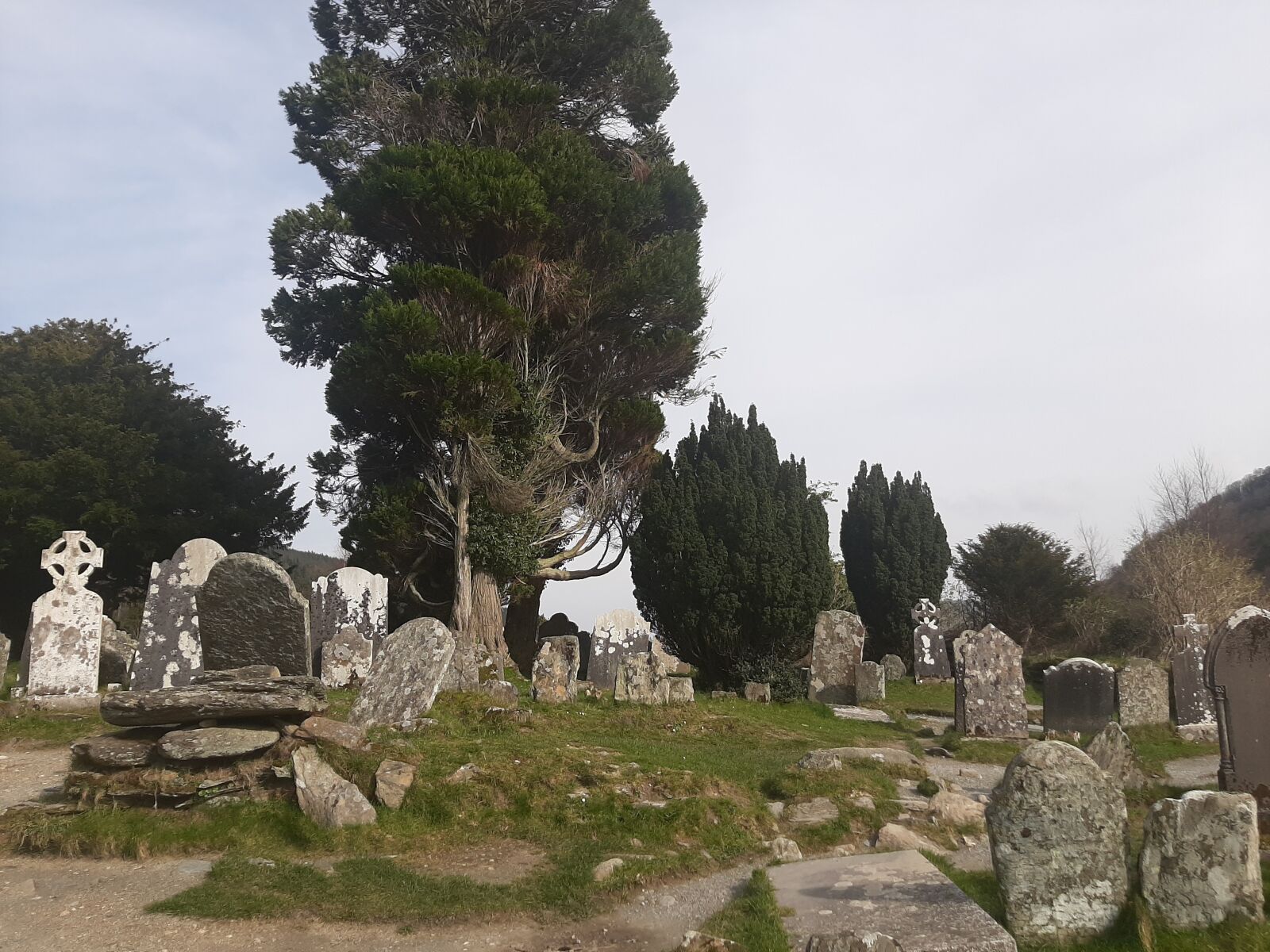 Samsung Galaxy A50 sample photo. Ireland, glendalough, graveyard photography
