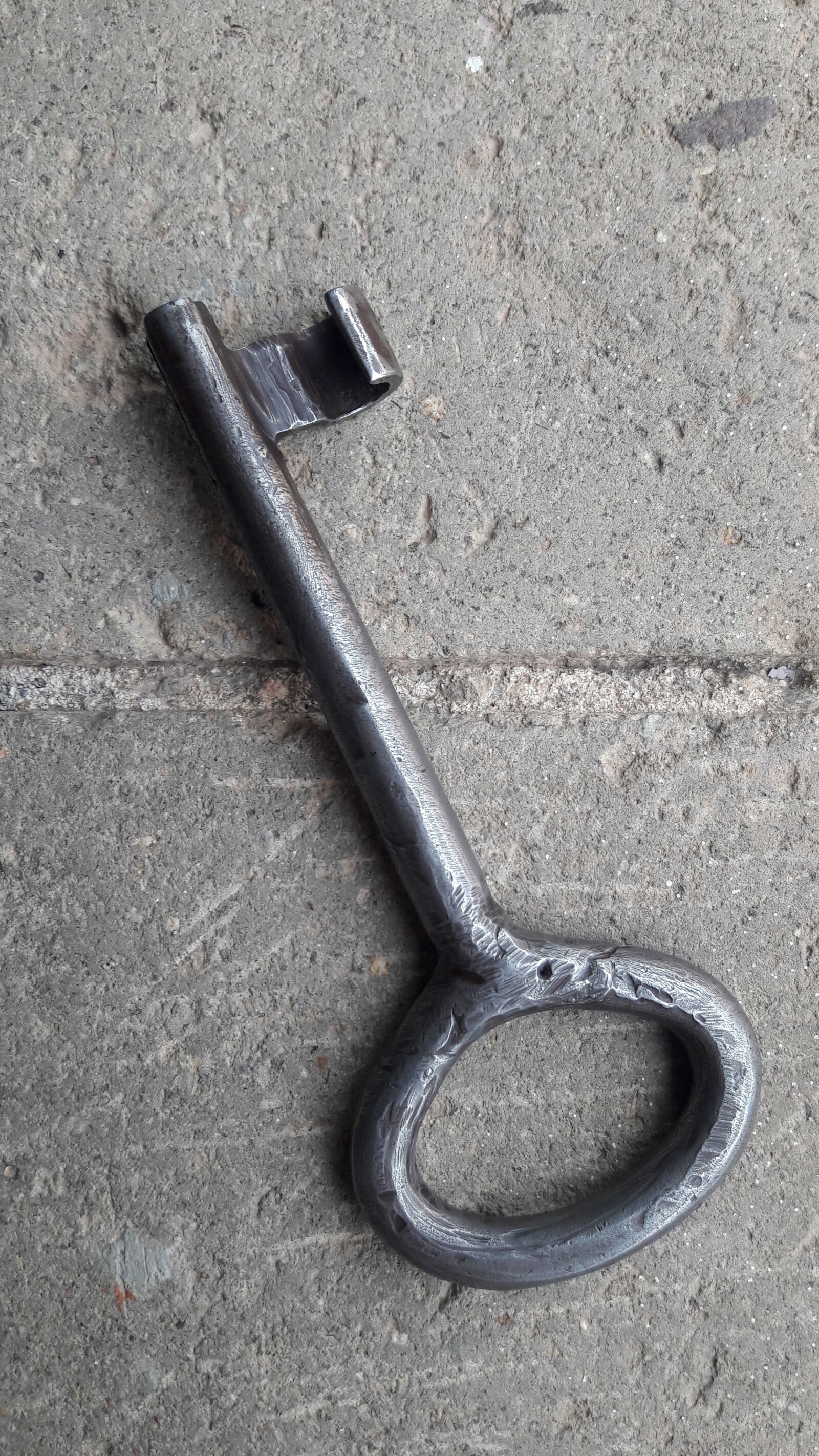 Samsung Galaxy J7 sample photo. Key, door, security photography