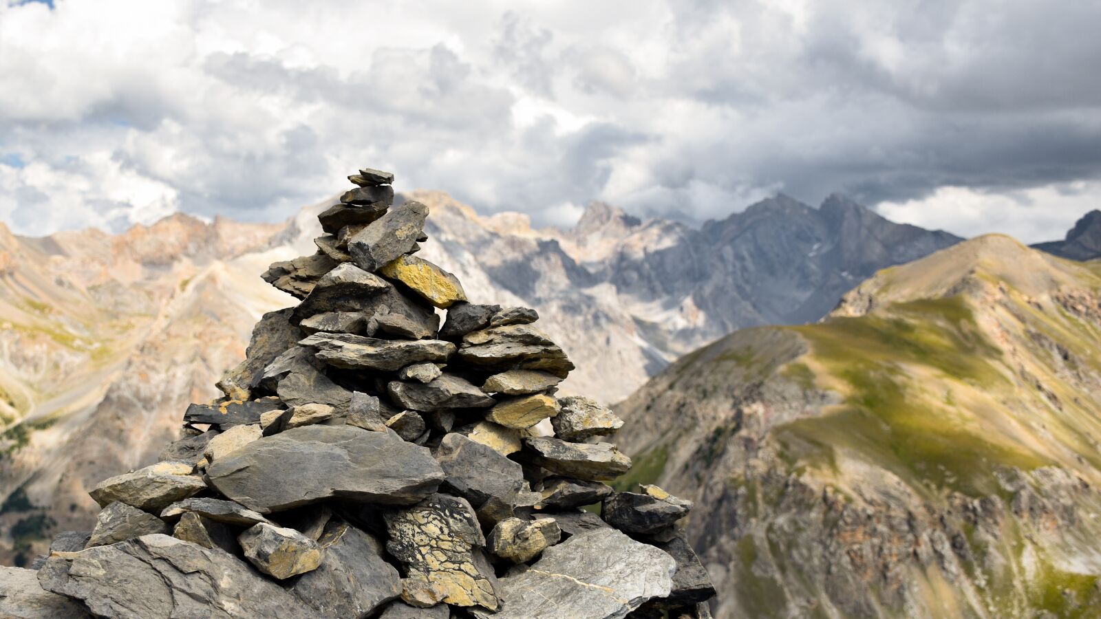 Nikon D5500 sample photo. Cairn, pile of stones photography