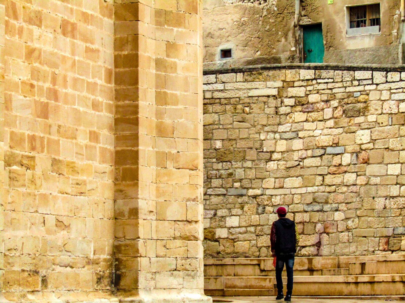 Canon PowerShot SX410 IS sample photo. Tortosa, young, guy photography
