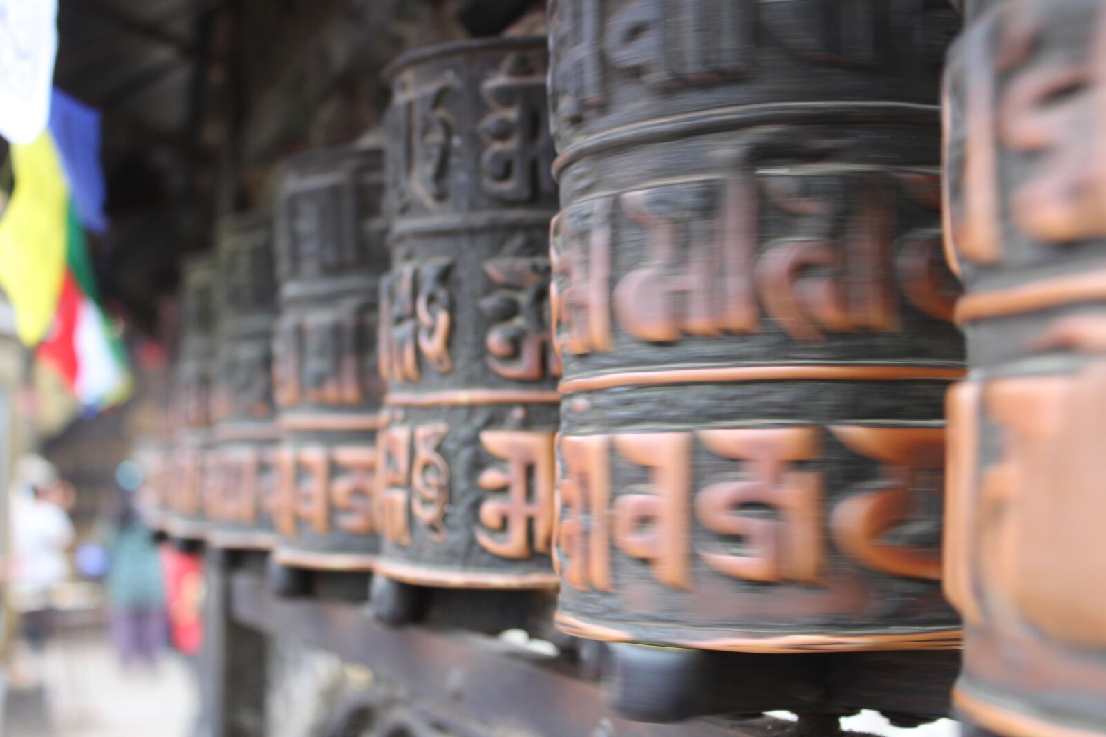 Canon EOS 1300D (EOS Rebel T6 / EOS Kiss X80) sample photo. Prayer wheels, bhutan, religion photography