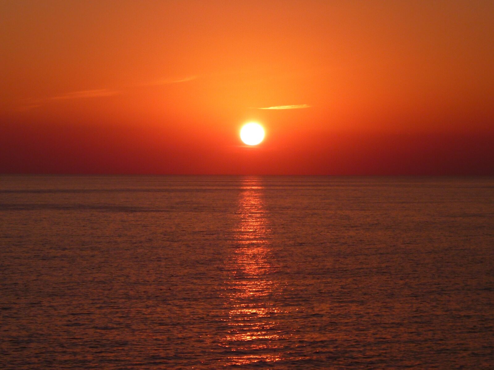 Panasonic DMC-FS16 sample photo. Sun, sunset, sea photography