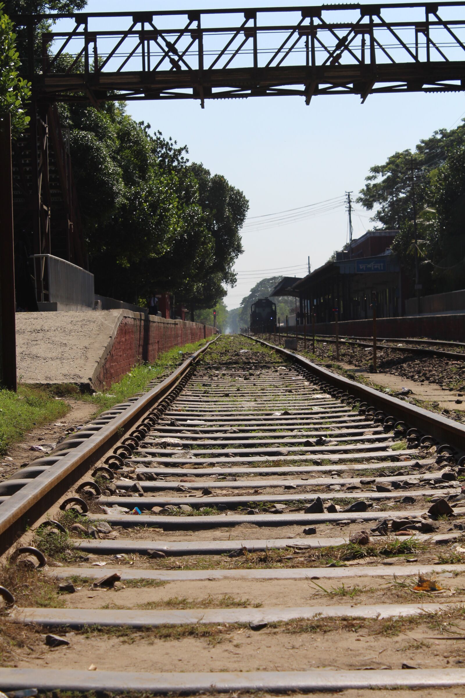 Canon EOS 700D (EOS Rebel T5i / EOS Kiss X7i) sample photo. Railway, locomotive, railroad track photography