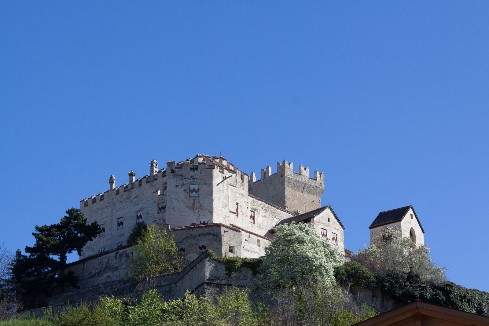 Canon EOS 50D sample photo. Castle, middle ages, knight's photography