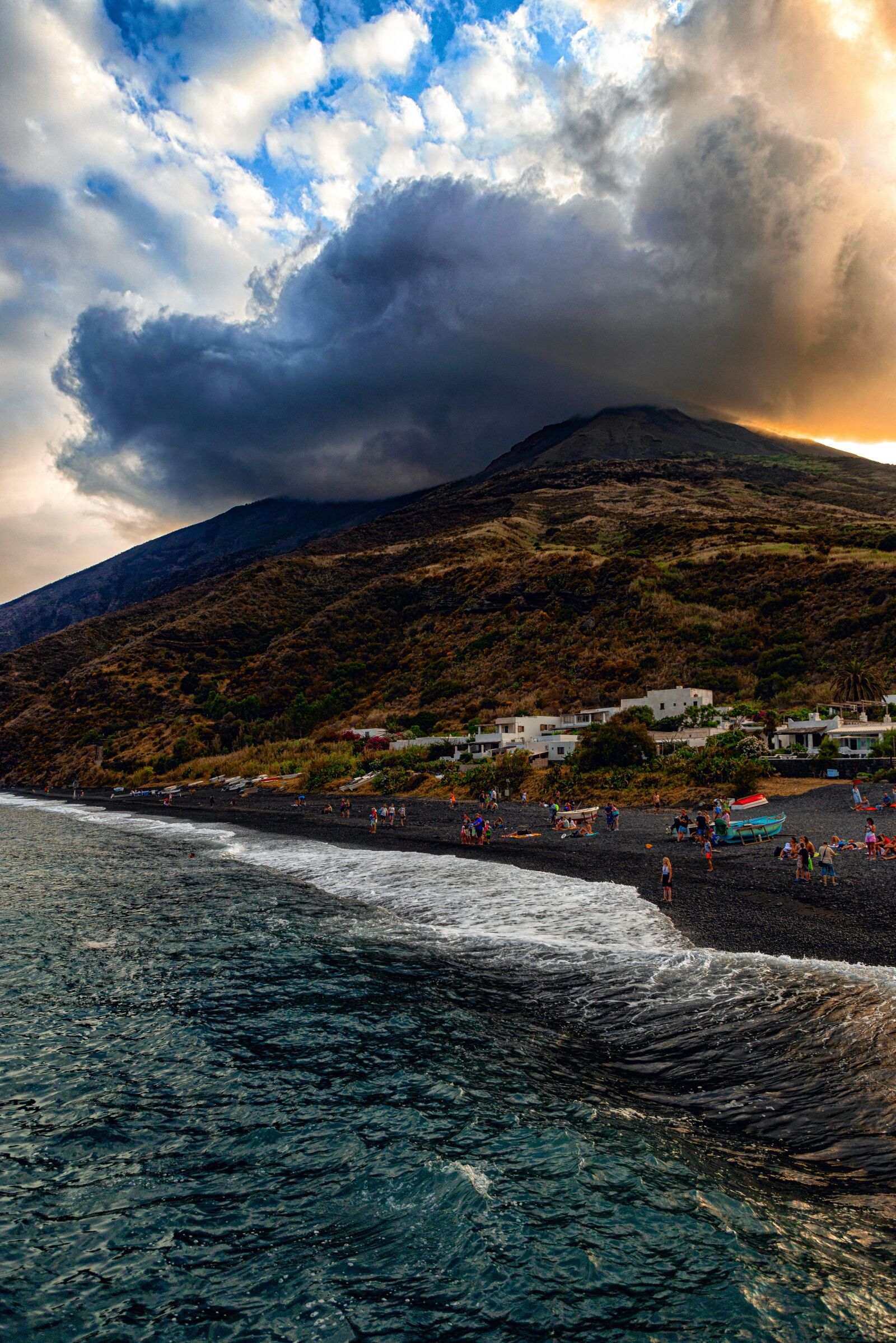 Canon EF 24-105mm F4L IS II USM sample photo. Stromboli, italy, islands photography