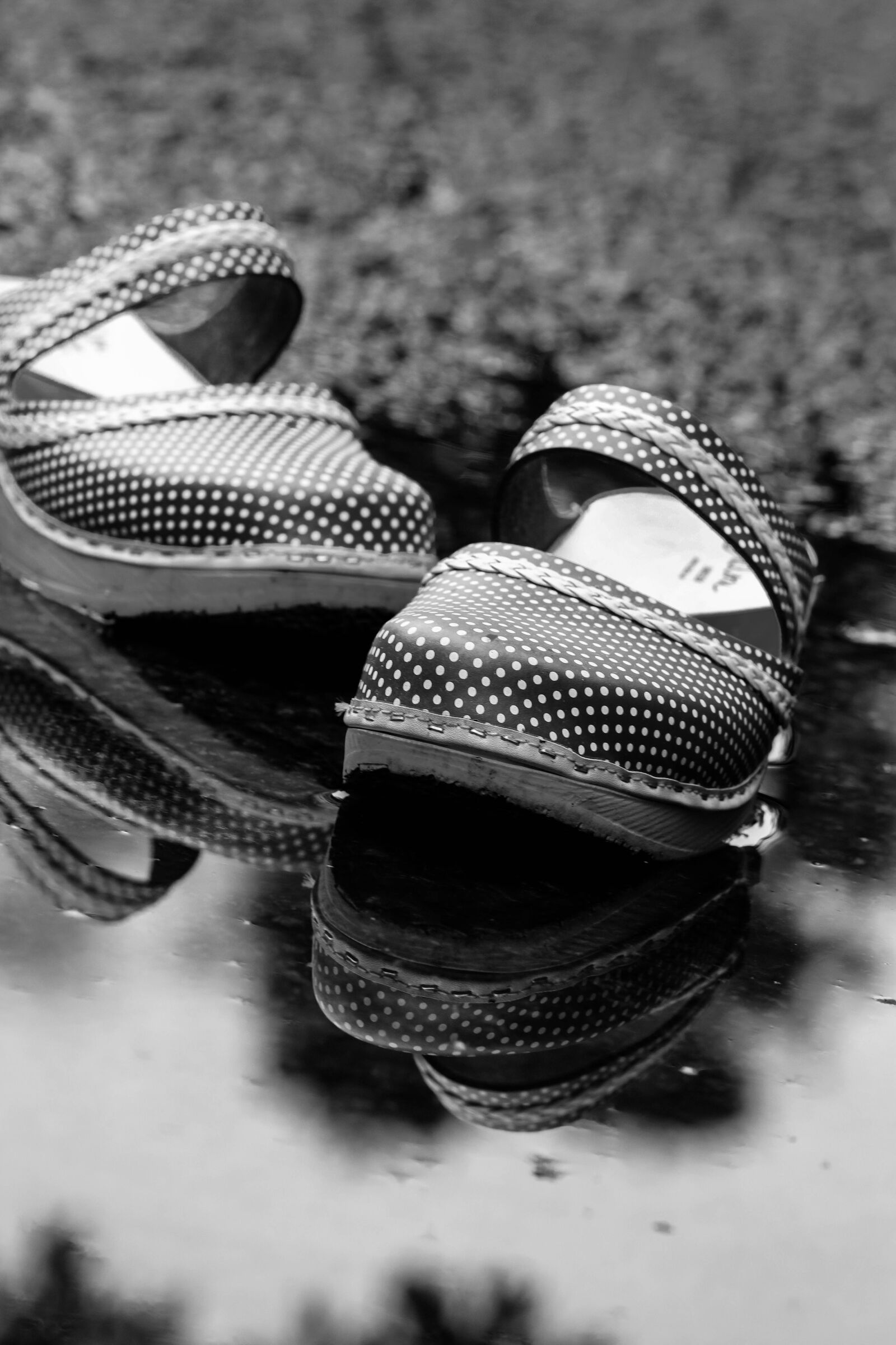 Canon EOS 7D Mark II sample photo. Clogs, shoes, footwear photography